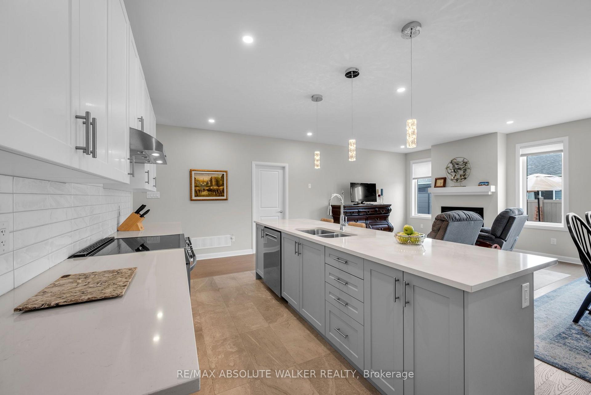 Photo 21 of 860 Companion Crescent, Ottawa, Mahogany Community — HOMEH