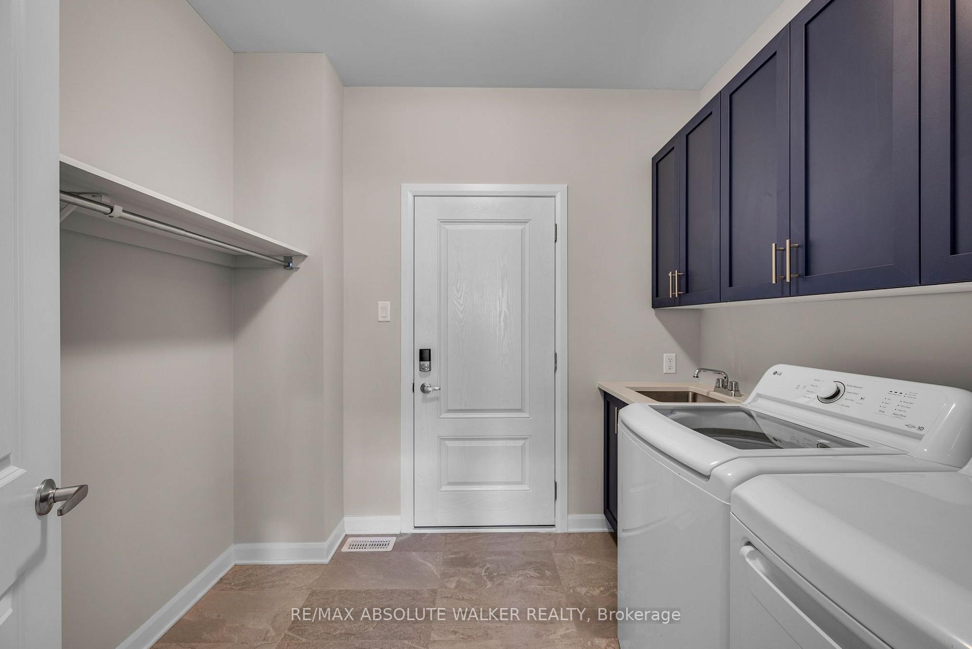 Photo 35 of 860 Companion Crescent, Ottawa, Mahogany Community — HOMEH