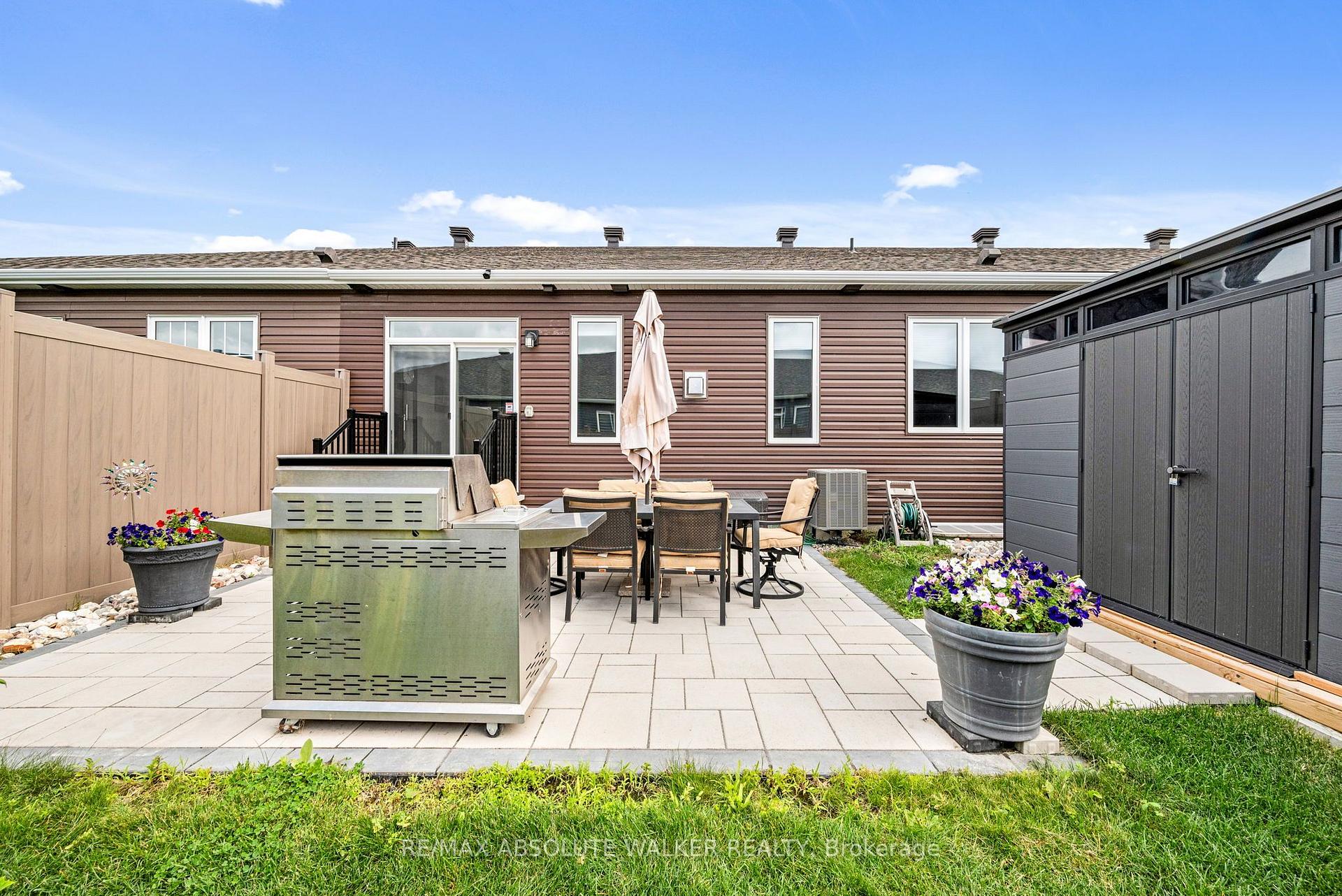Photo 48 of 860 Companion Crescent, Ottawa, Mahogany Community — HOMEH