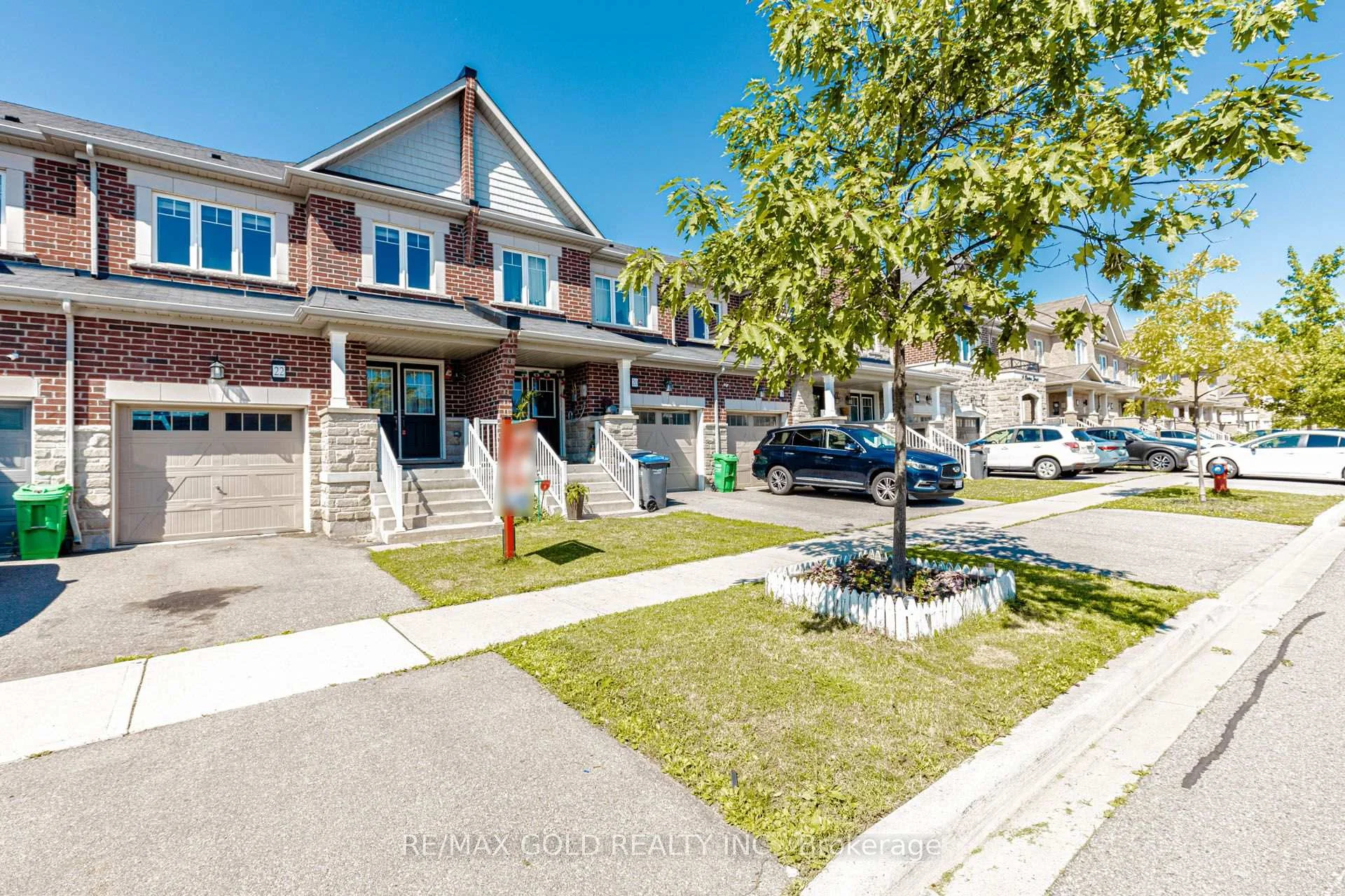 Photo 1 of 22 clinton Street, Brampton, Northwest Brampton — HOMEH