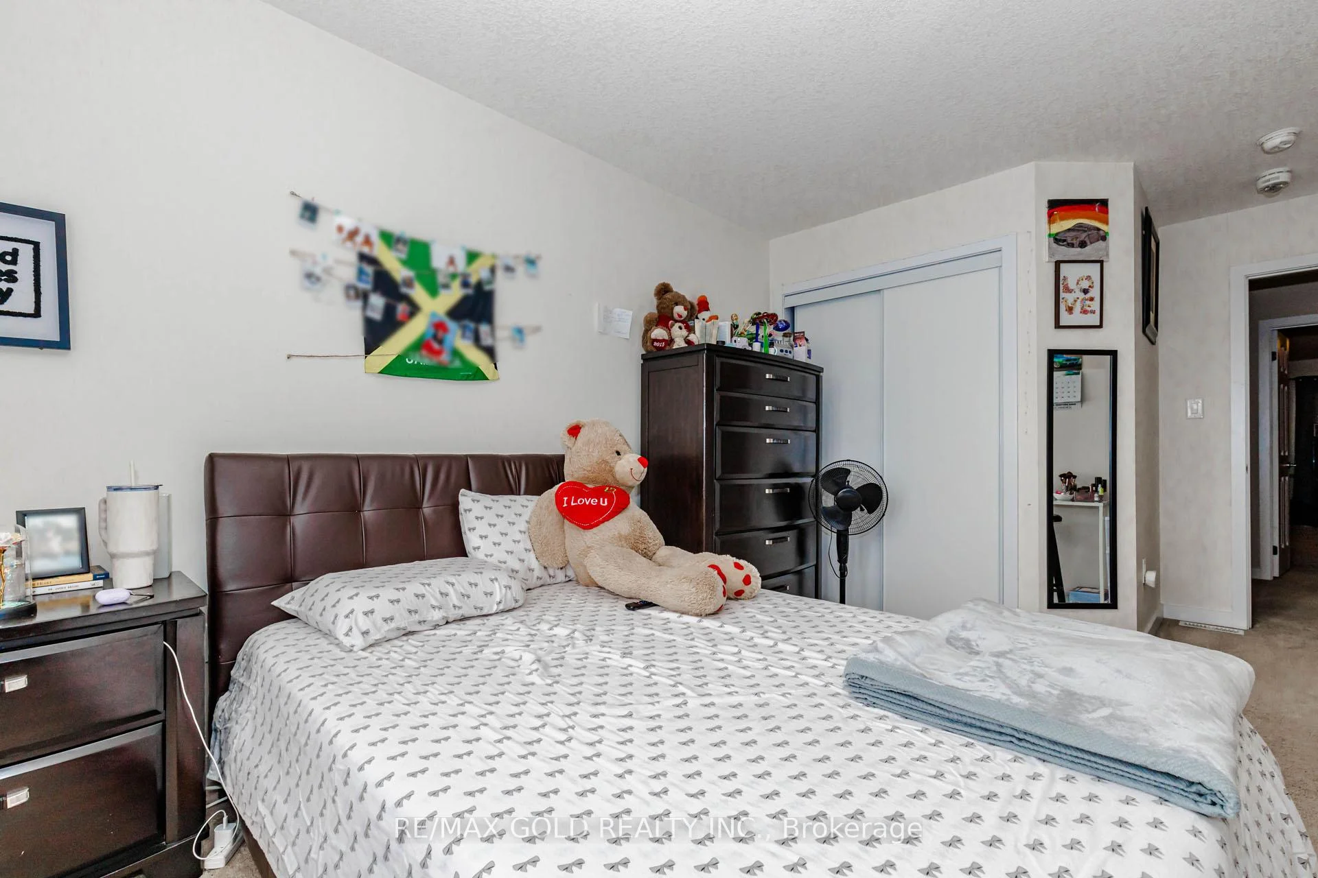 Photo 32 of 22 clinton Street, Brampton, Northwest Brampton — HOMEH