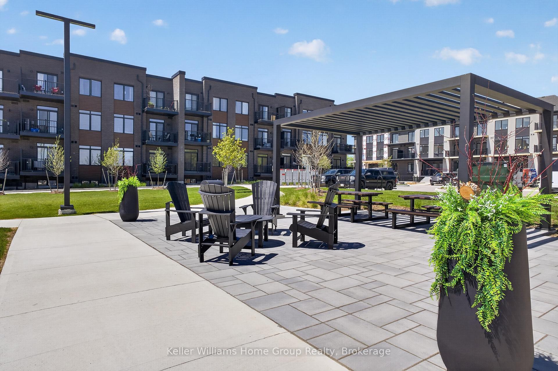Photo 6 of Unit 136, 824 Woolwich Street, Guelph, Riverside Park — HOMEH