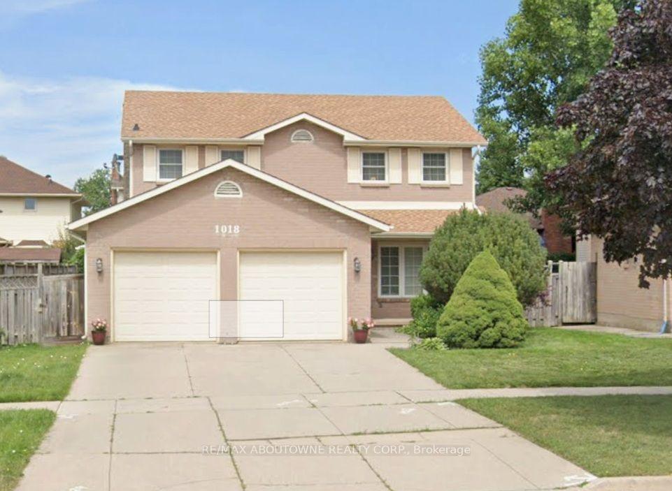 Photo 1 of 1018 Upper Sherman Avenue, Hamilton, Thorner — HOMEH