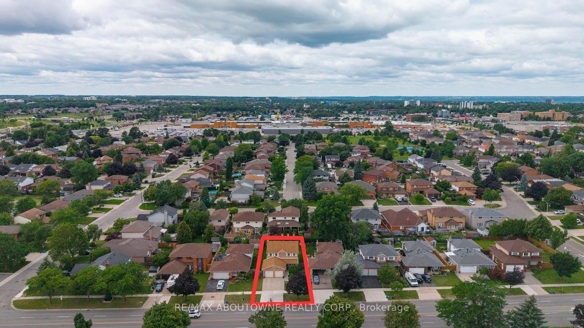 Photo 2 of 1018 Upper Sherman Avenue, Hamilton, Thorner — HOMEH