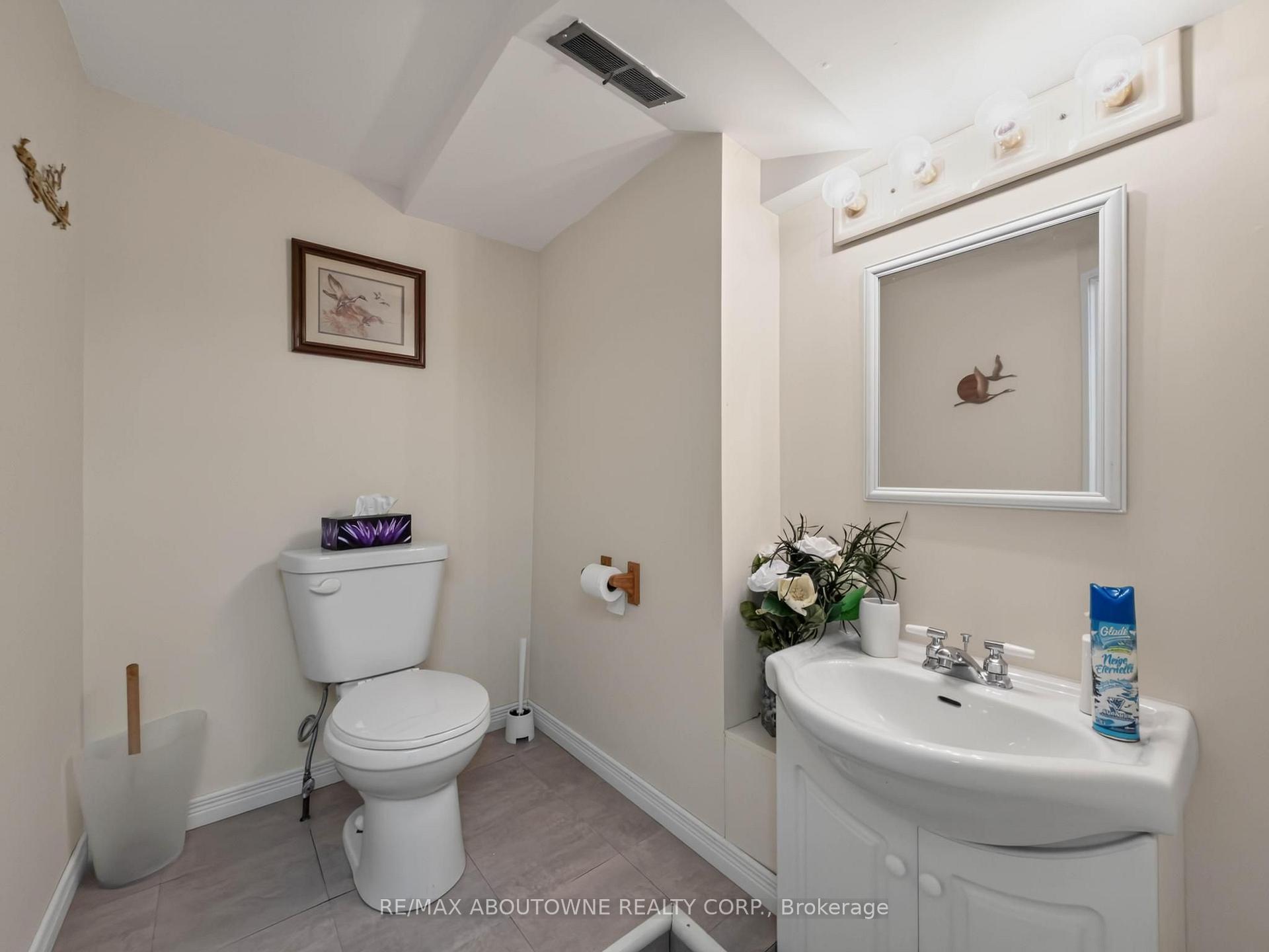 Photo 29 of 1018 Upper Sherman Avenue, Hamilton, Thorner — HOMEH
