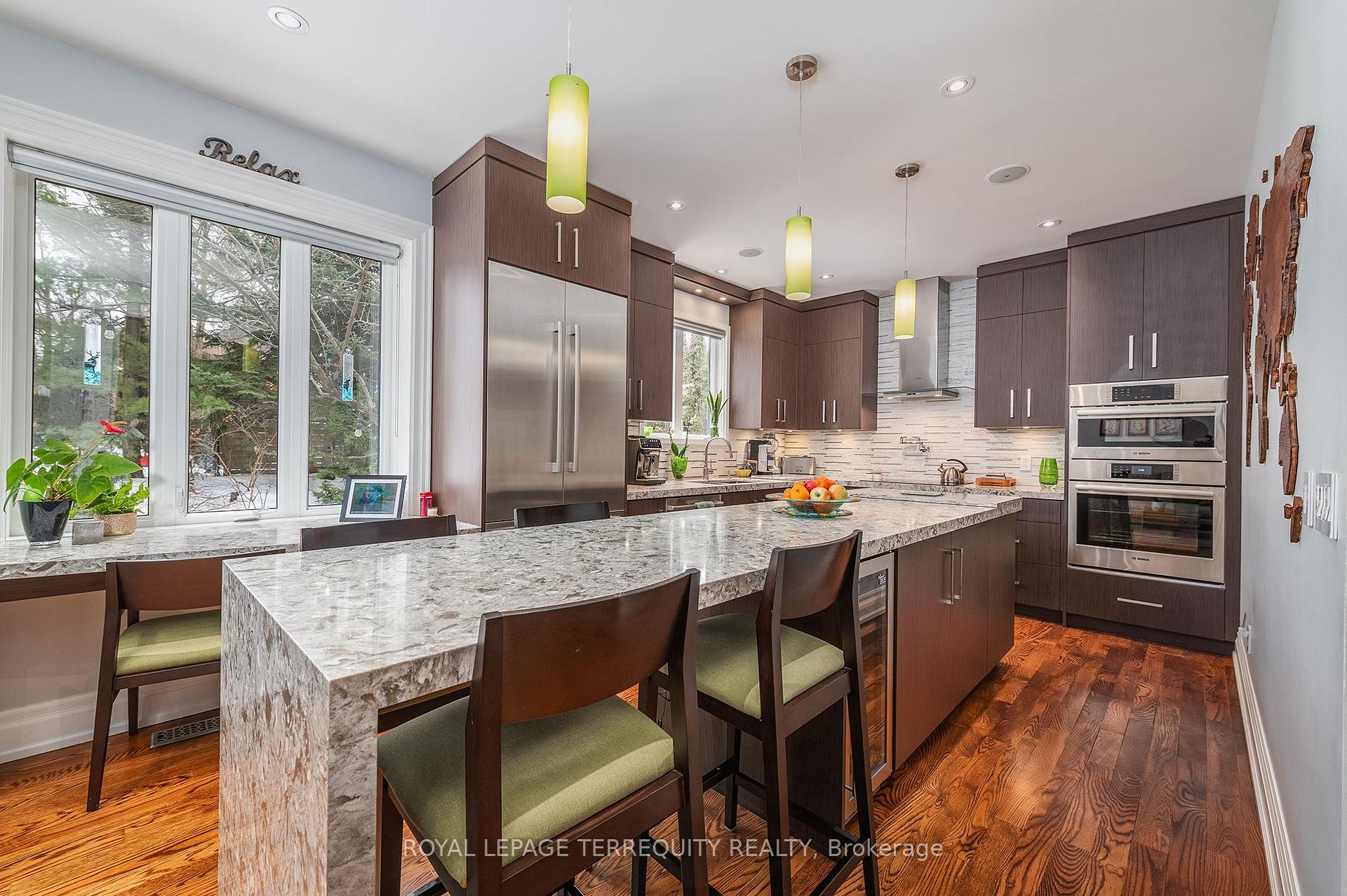 Photo 14 of 19 Bannon Avenue, Etobicoke, Kingsway South — HOMEH