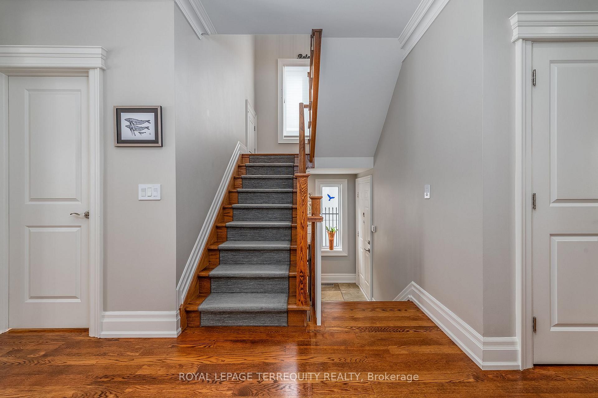 Photo 18 of 19 Bannon Avenue, Etobicoke, Kingsway South — HOMEH