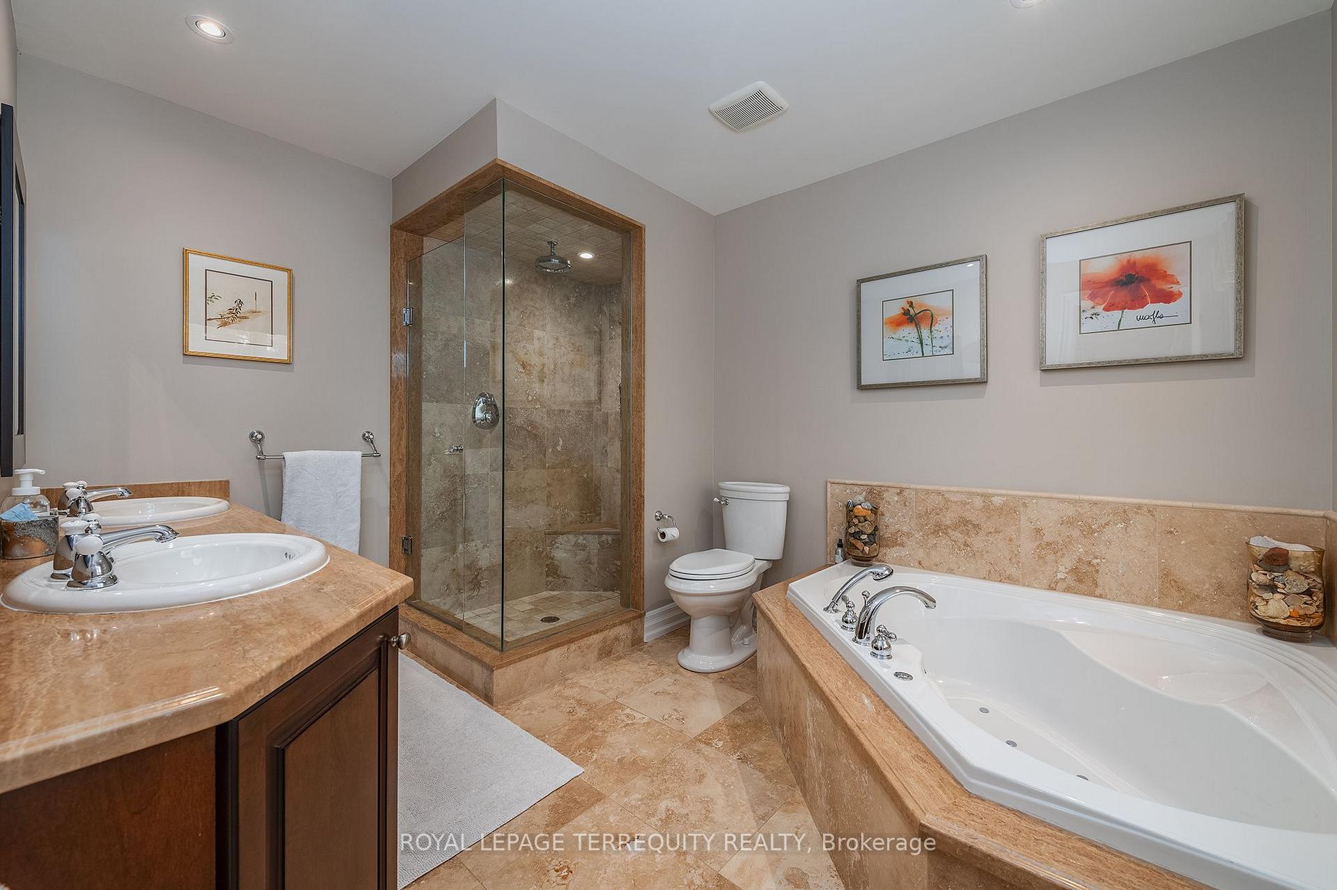 Photo 22 of 19 Bannon Avenue, Etobicoke, Kingsway South — HOMEH