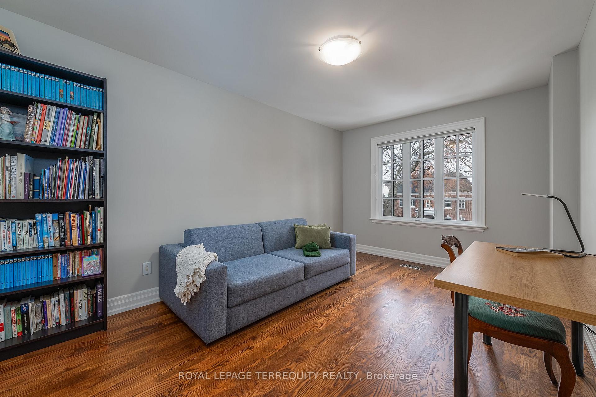 Photo 25 of 19 Bannon Avenue, Etobicoke, Kingsway South — HOMEH