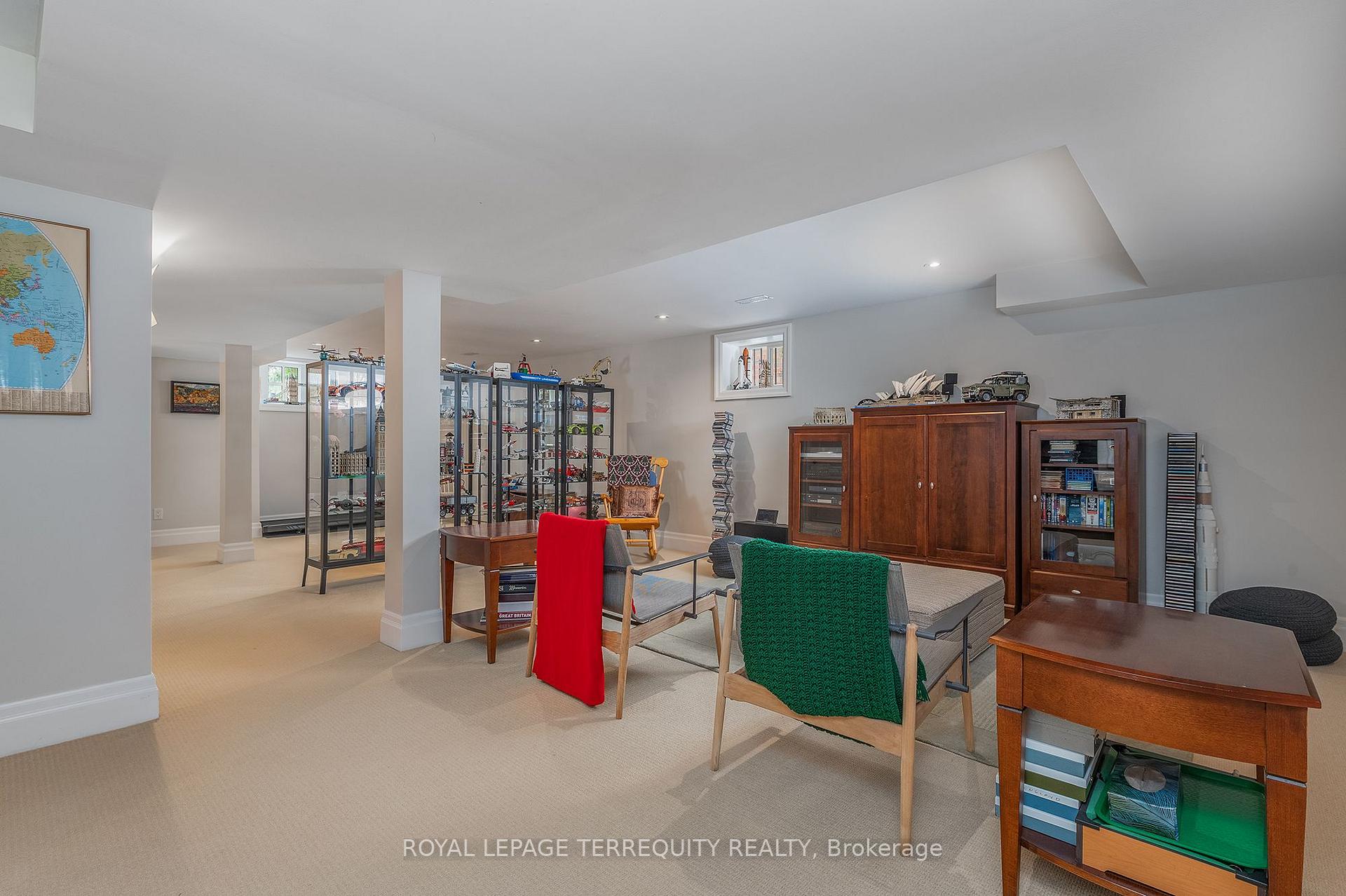 Photo 28 of 19 Bannon Avenue, Etobicoke, Kingsway South — HOMEH