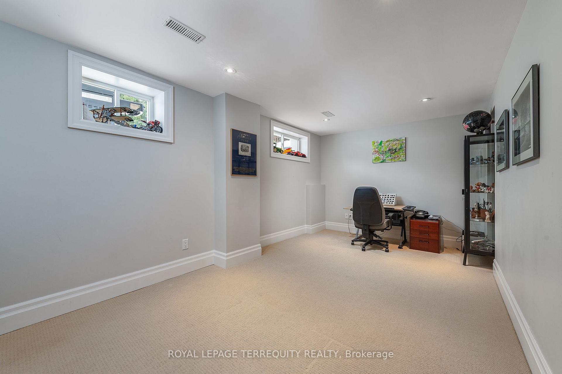 Photo 31 of 19 Bannon Avenue, Etobicoke, Kingsway South — HOMEH