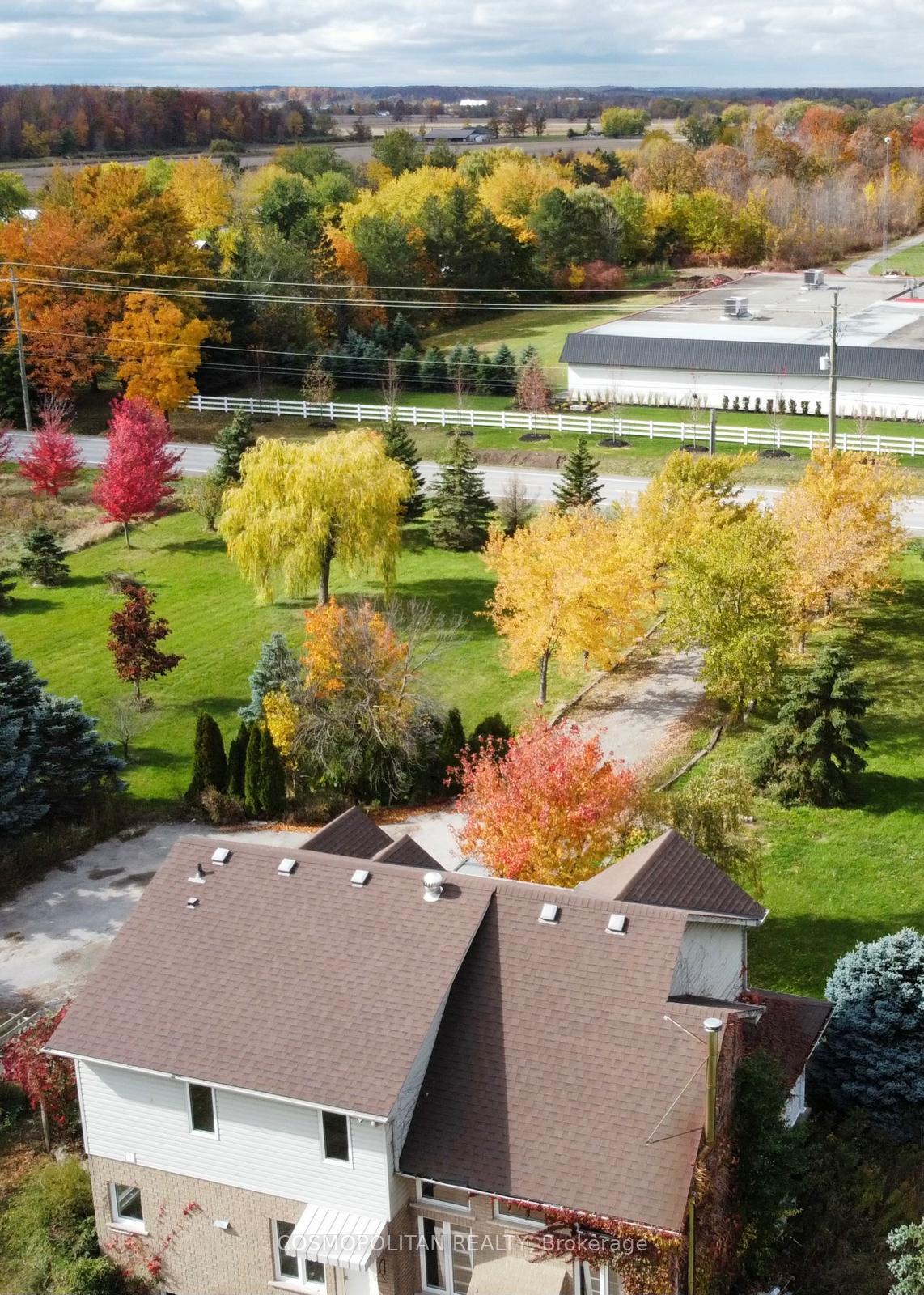 Photo 4 of 195 Woolverton Road, Grimsby, Grimsby Escarpment — HOMEH