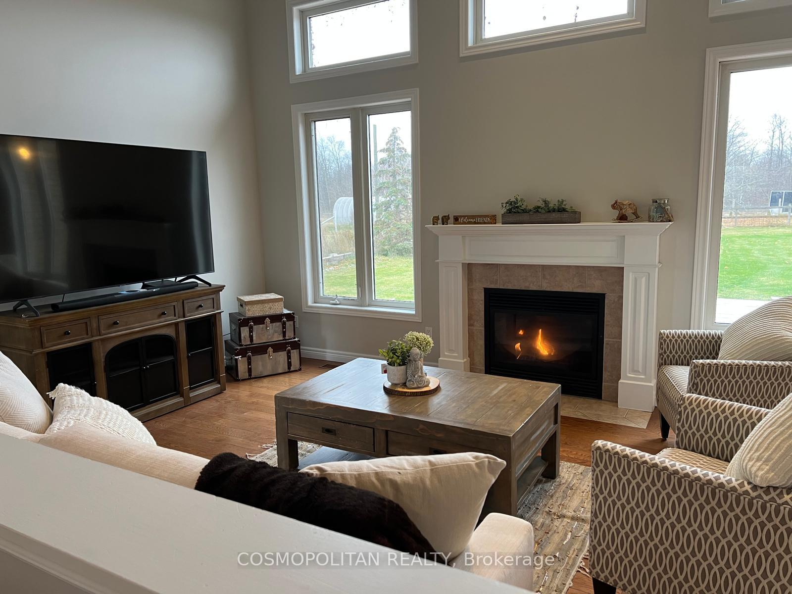 Photo 9 of 195 Woolverton Road, Grimsby, Grimsby Escarpment — HOMEH