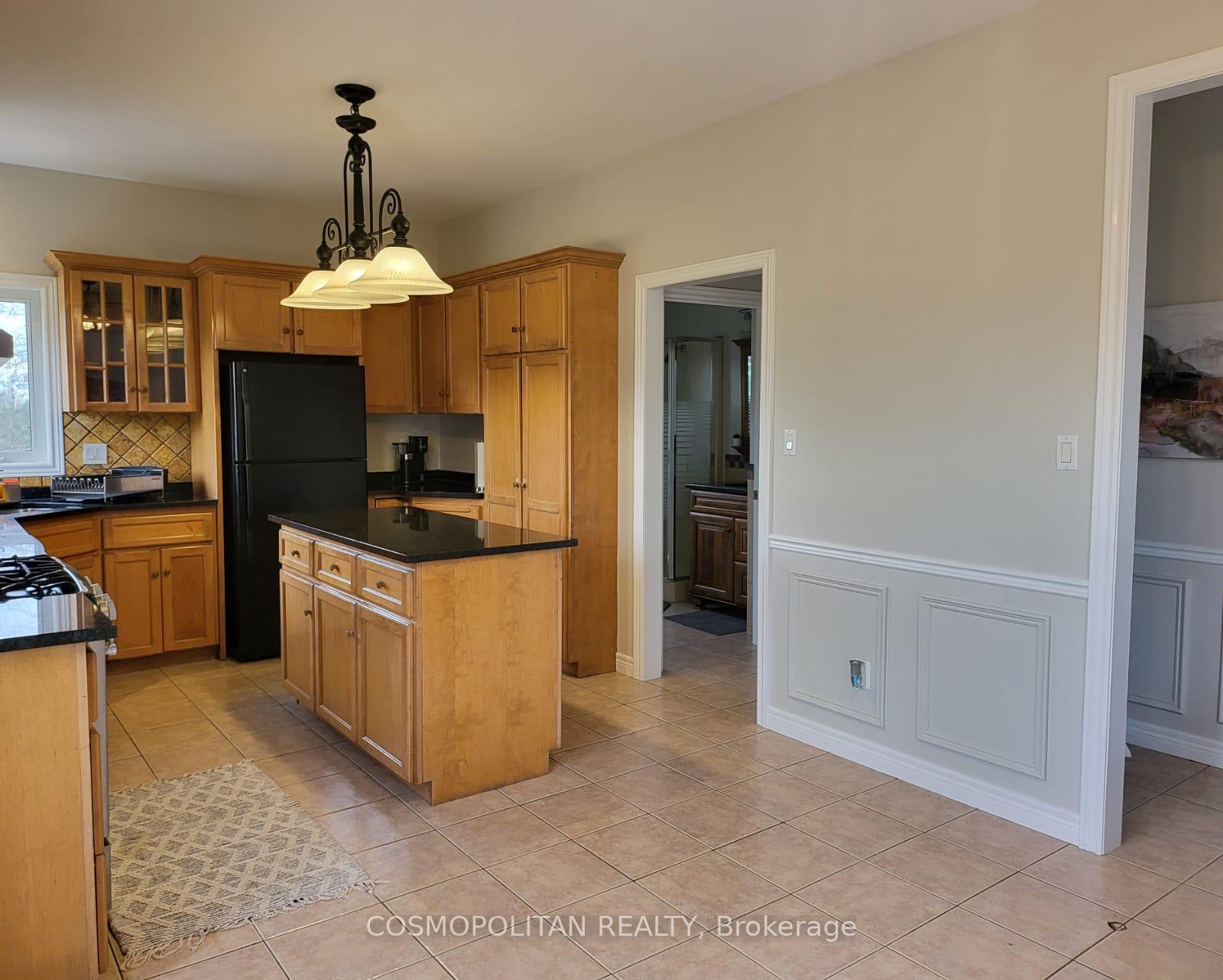Photo 16 of 195 Woolverton Road, Grimsby, Grimsby Escarpment — HOMEH