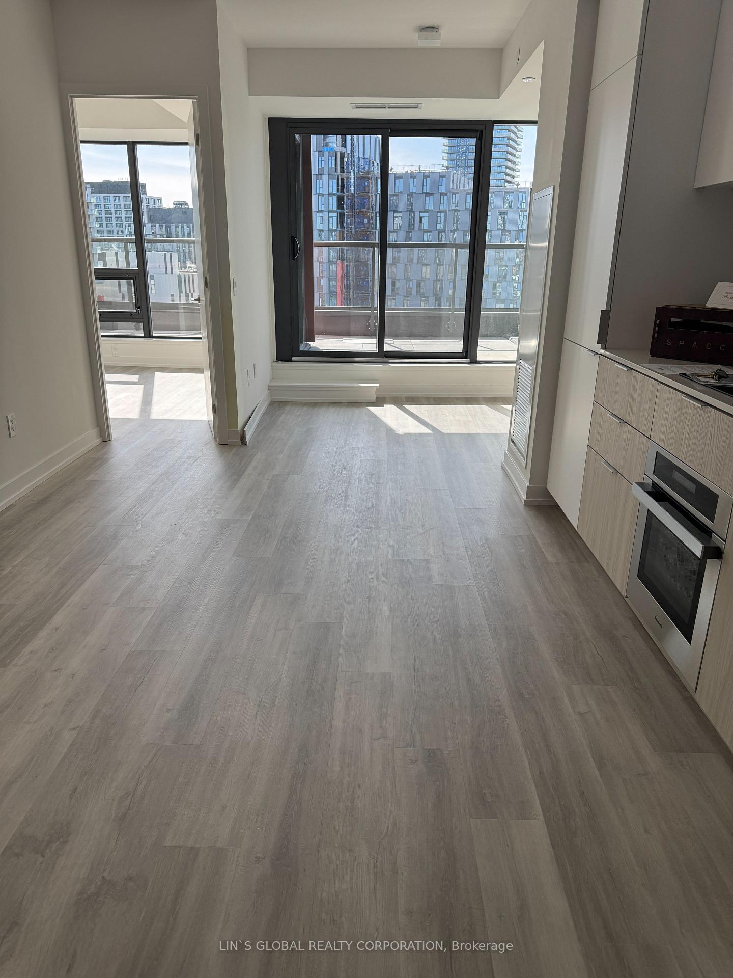 Photo 3 of Unit 814, 28 Eastern Avenue, Toronto, Moss Park — HOMEH