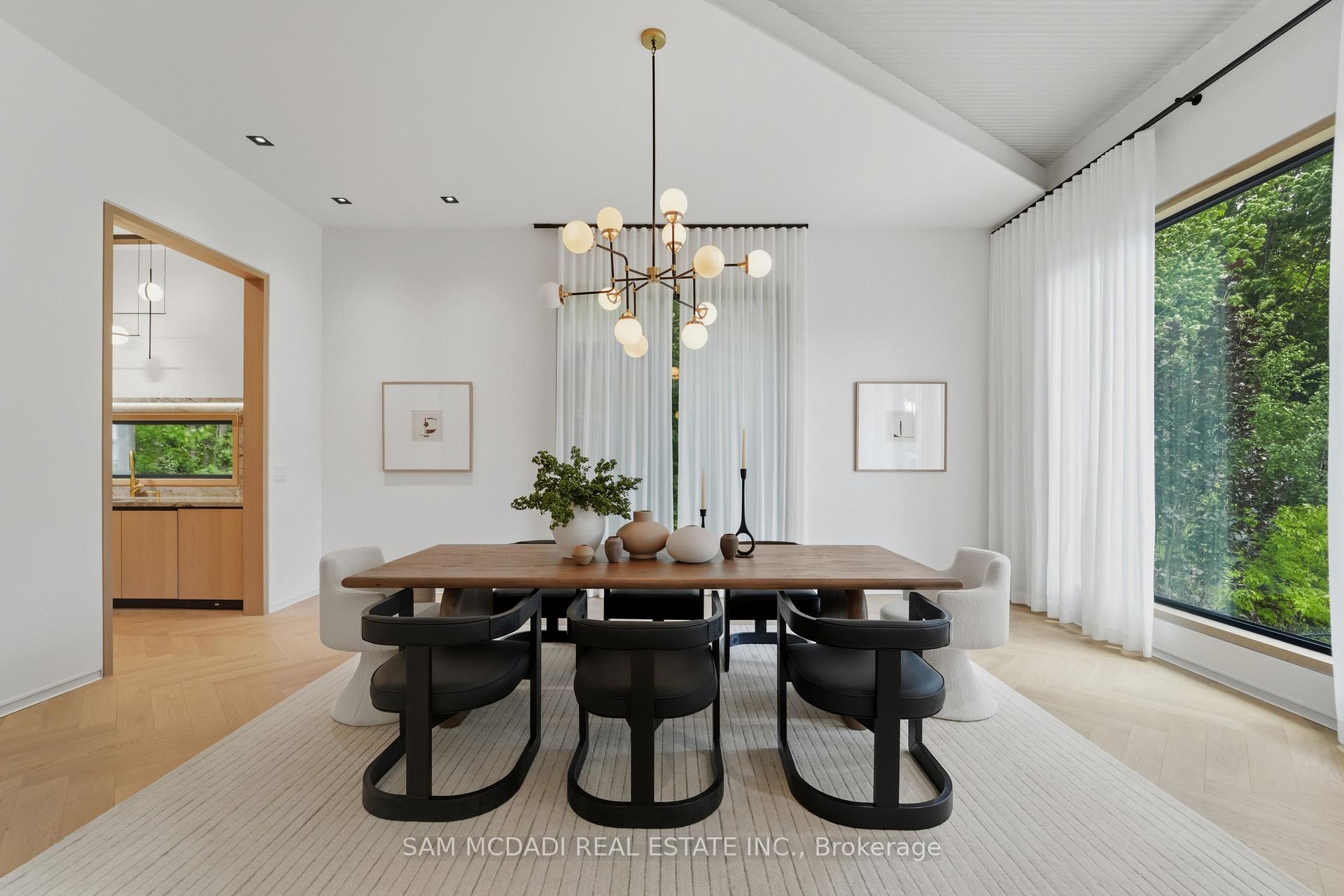 Photo 7 of 10 Peter Morse Way, Vaughan, Crestwood-Springfarm-Yorkhill — HOMEH