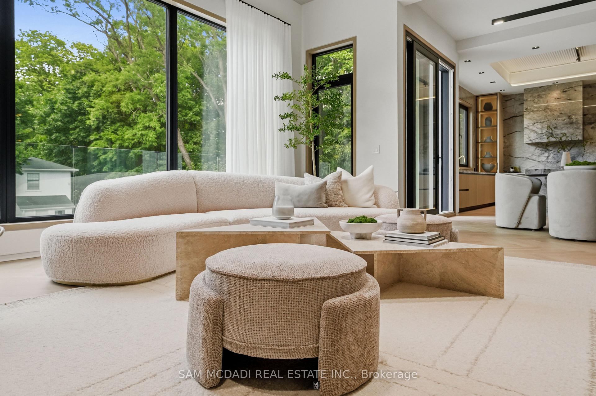 Photo 16 of 10 Peter Morse Way, Vaughan, Crestwood-Springfarm-Yorkhill — HOMEH