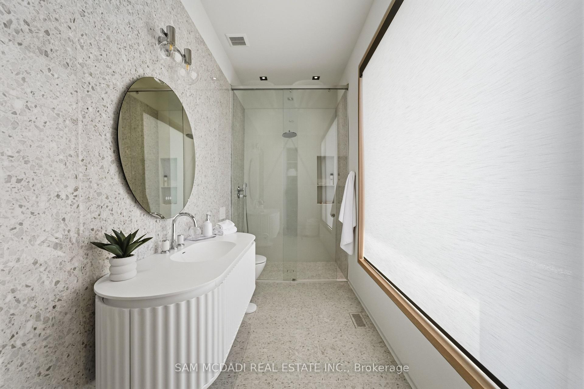 Photo 34 of 10 Peter Morse Way, Vaughan, Crestwood-Springfarm-Yorkhill — HOMEH