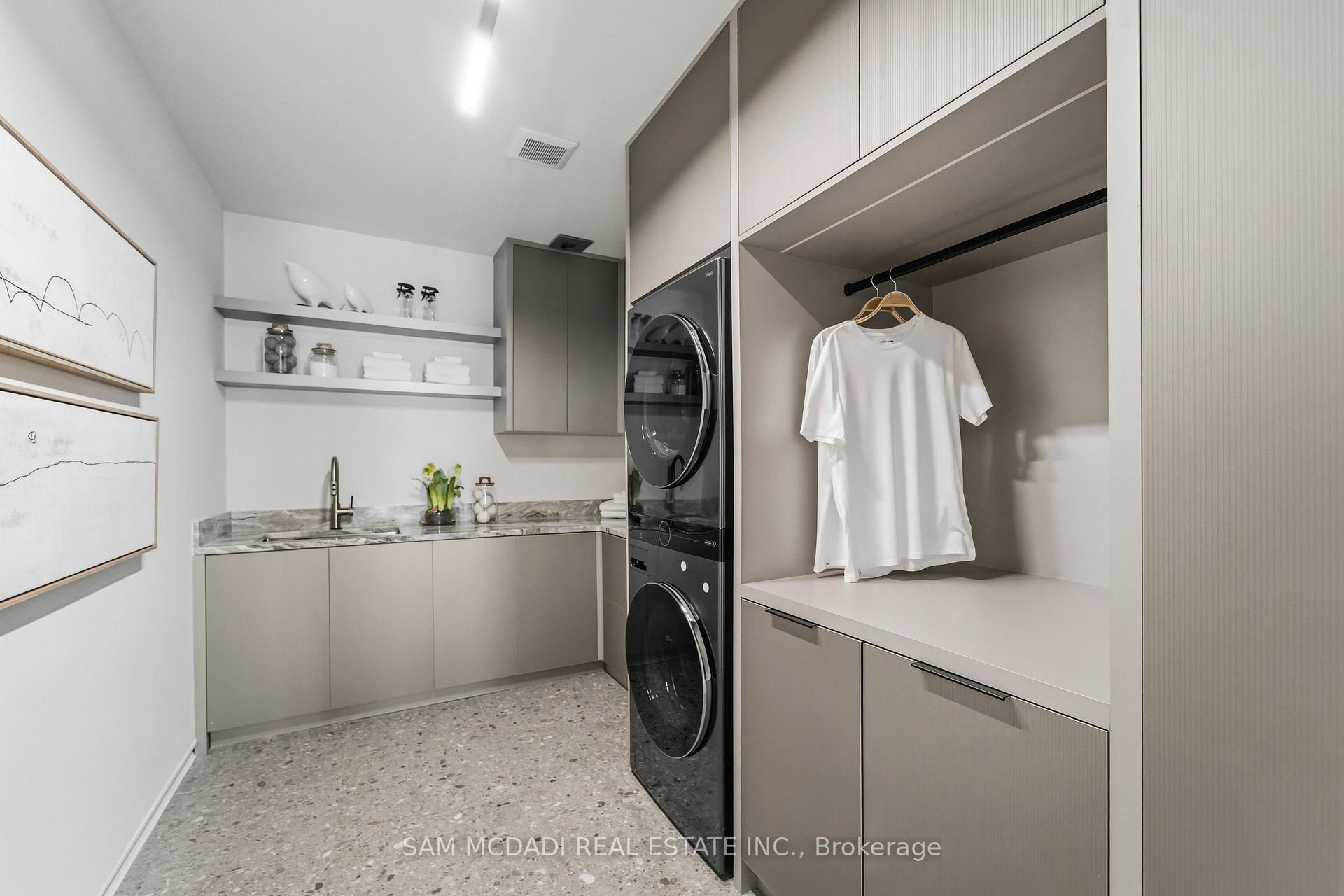 Photo 36 of 10 Peter Morse Way, Vaughan, Crestwood-Springfarm-Yorkhill — HOMEH