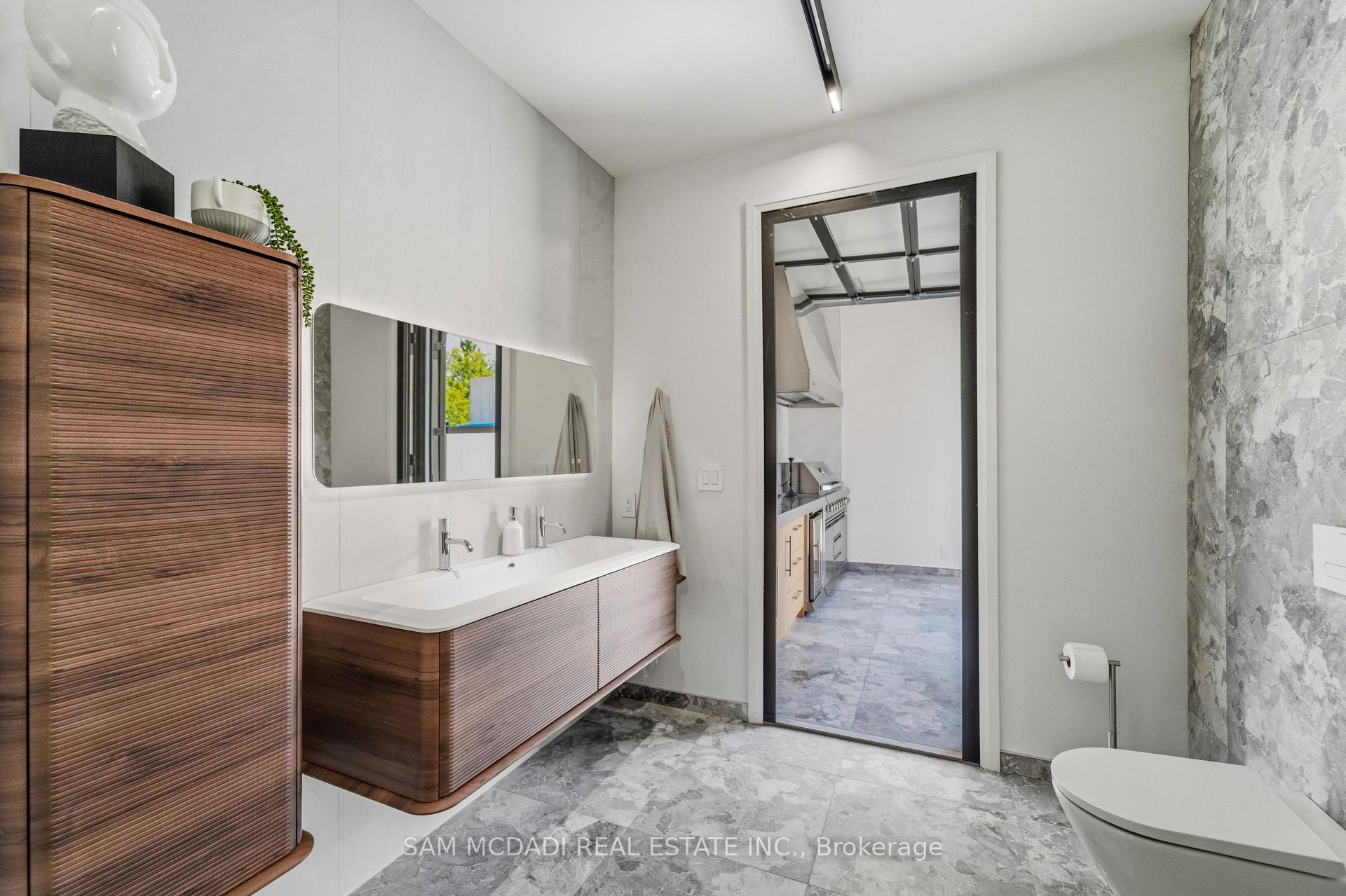 Photo 42 of 10 Peter Morse Way, Vaughan, Crestwood-Springfarm-Yorkhill — HOMEH