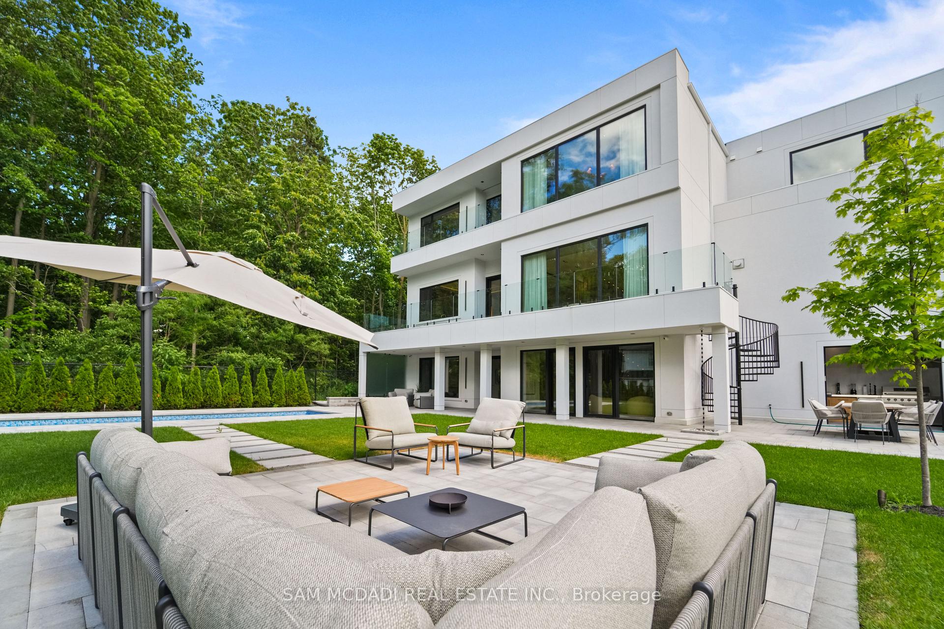 Photo 45 of 10 Peter Morse Way, Vaughan, Crestwood-Springfarm-Yorkhill — HOMEH