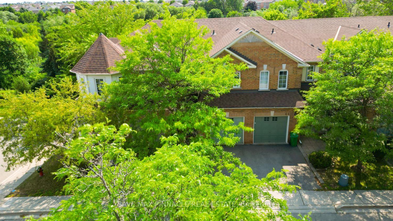 Photo 2 of Unit 42, 9800 Mclaughlin Road, Brampton, Fletcher's Creek Village — HOMEH
