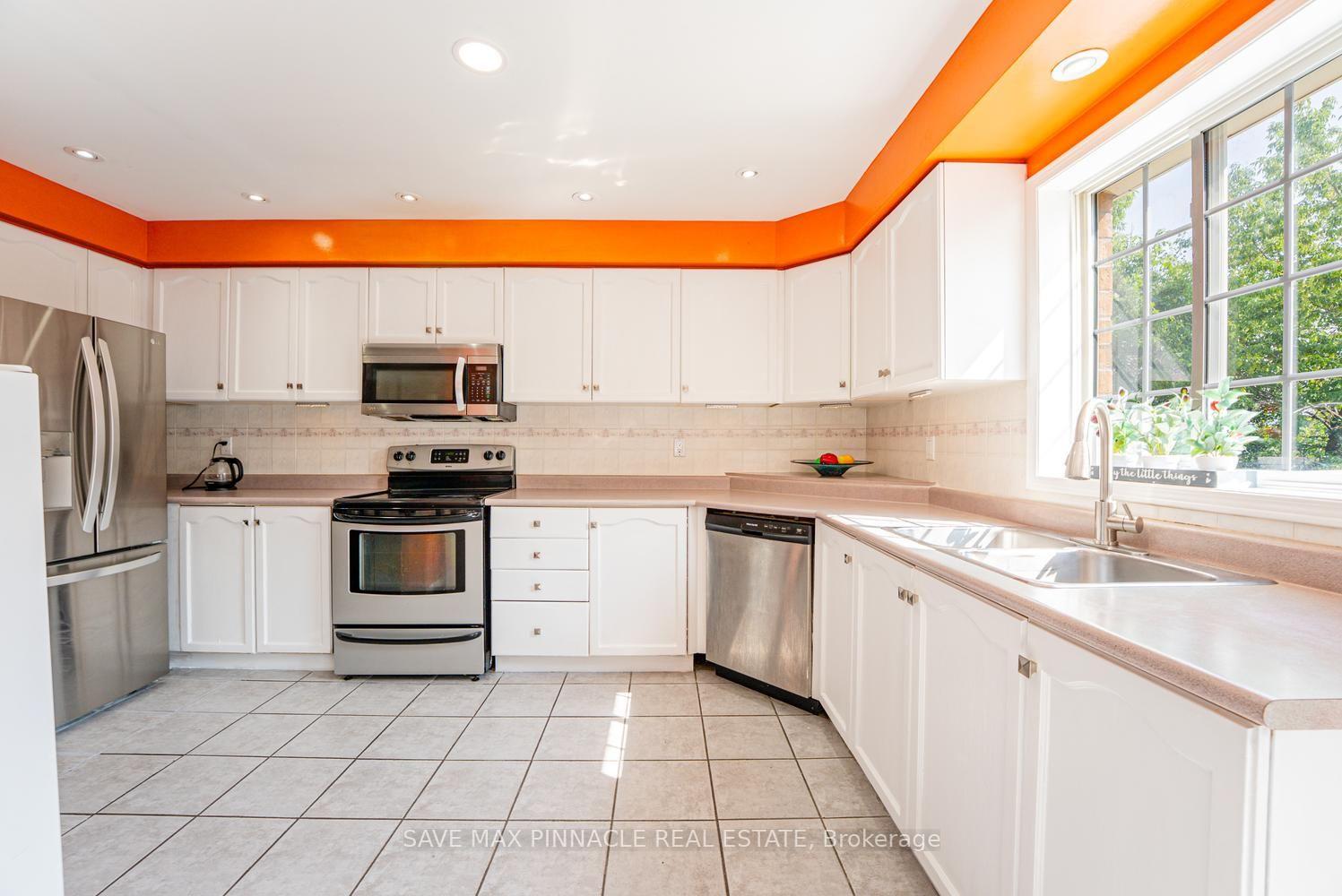 Photo 19 of Unit 42, 9800 Mclaughlin Road, Brampton, Fletcher's Creek Village — HOMEH