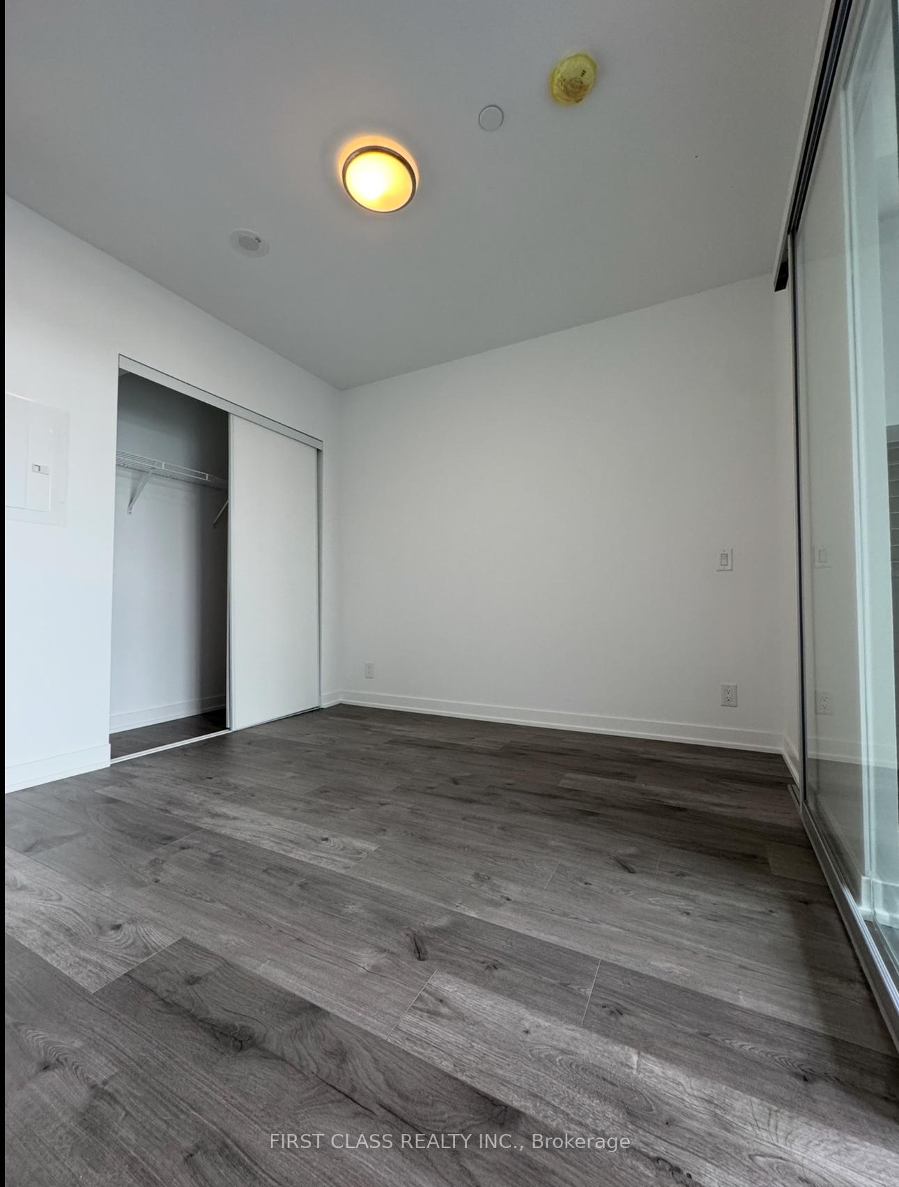 Photo 6 of Unit 504, 285 Dufferin Street, Toronto, South Parkdale — HOMEH