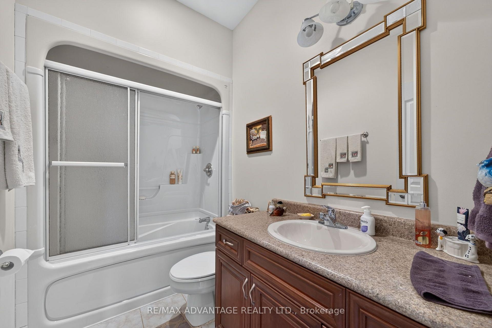 Photo 21 of 8 Willard Crescent, Middlesex Centre, Kilworth — HOMEH