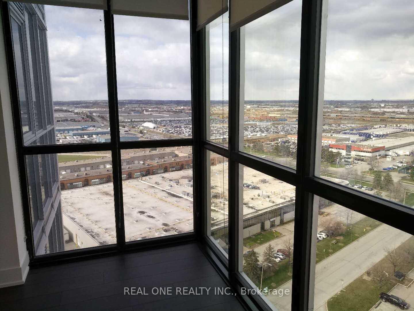Photo 8 of Unit 1609, 2908 Highway 7 Road, Vaughan, Concord — HOMEH
