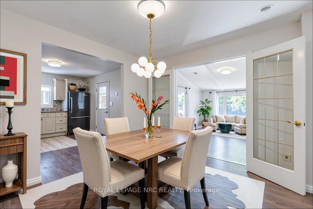Photo 10 of 30 Walnut Street, St. Catharines, Secord Woods — HOMEH