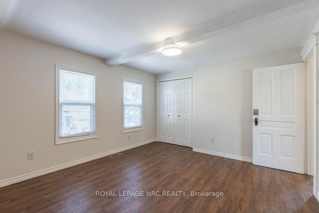 Photo 16 of 30 Walnut Street, St. Catharines, Secord Woods — HOMEH