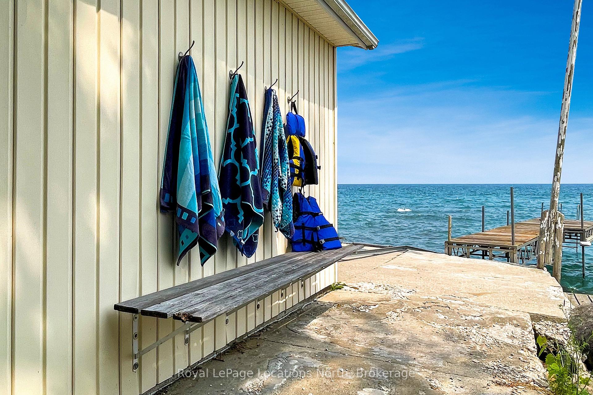 Photo 10 of 271 Cedar Avenue, Meaford — HOMEH