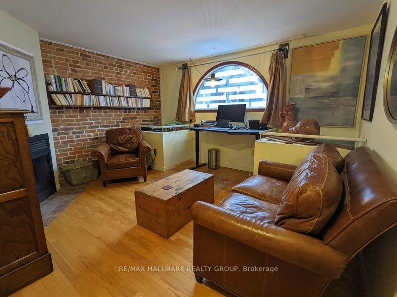 Photo 5 of Unit 1, 509 King Edward Avenue, Ottawa, Sandy Hill — HOMEH