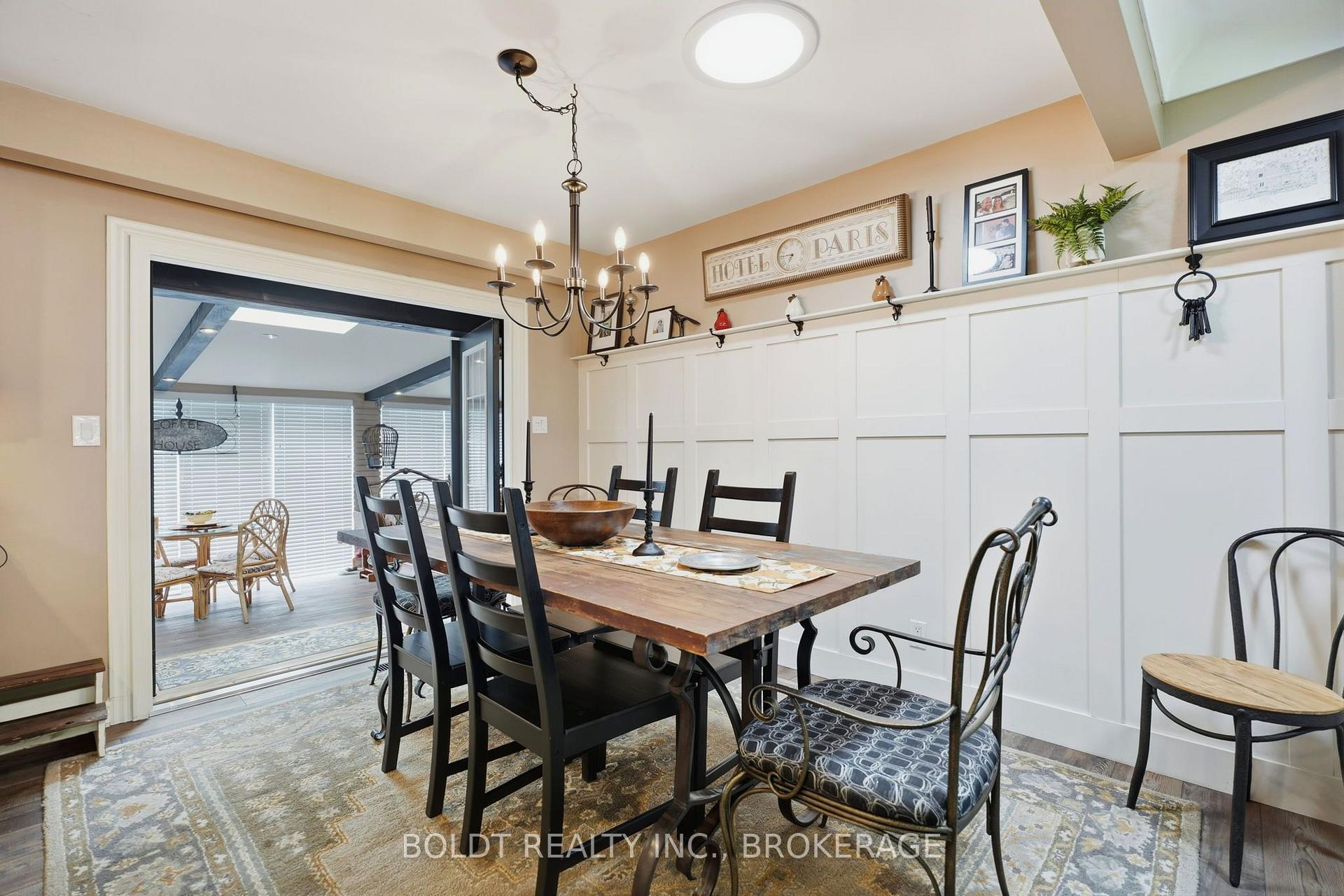 Photo 17 of 18 Prince Charles Drive, St. Catharines, Lakeport — HOMEH