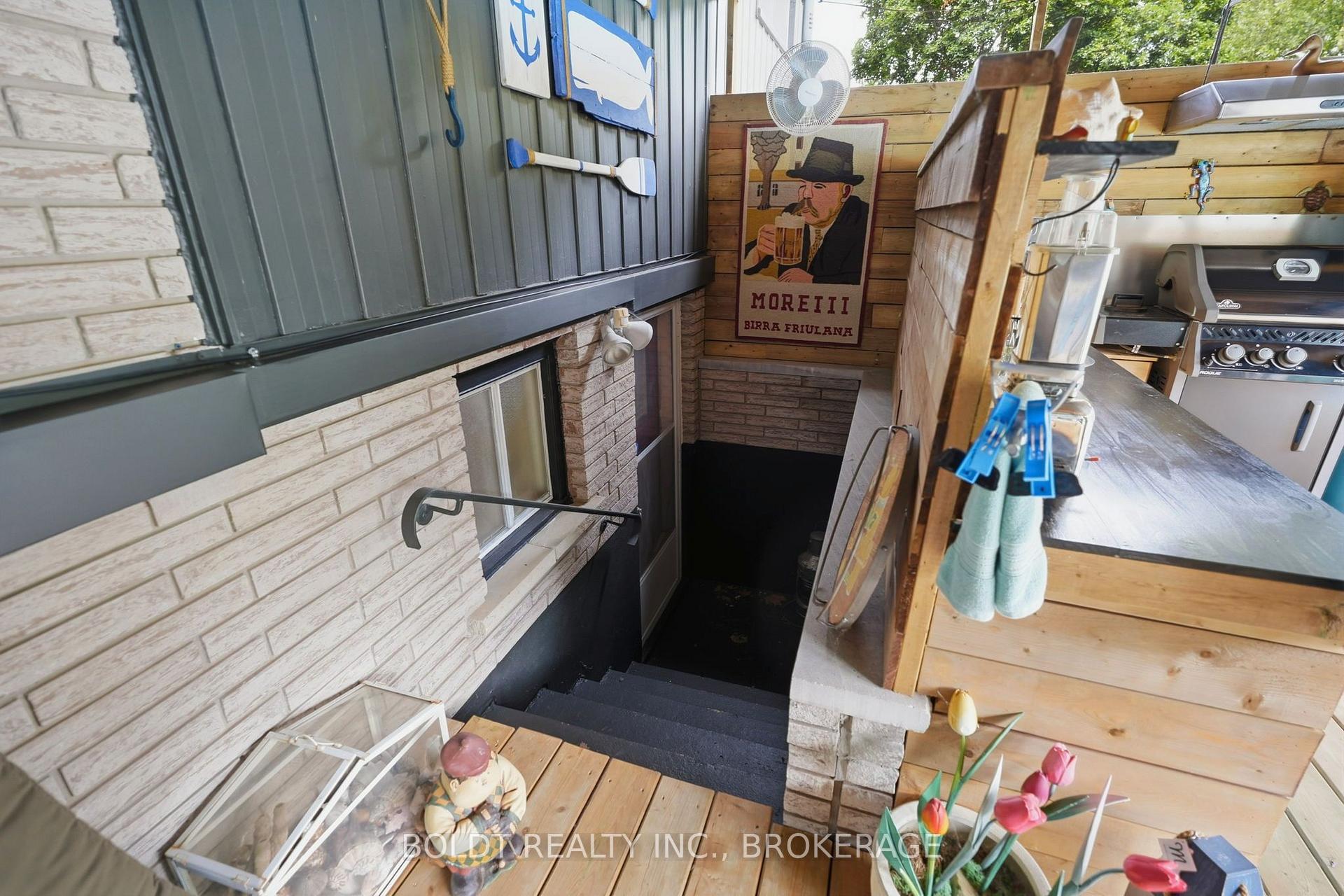 Photo 37 of 18 Prince Charles Drive, St. Catharines, Lakeport — HOMEH