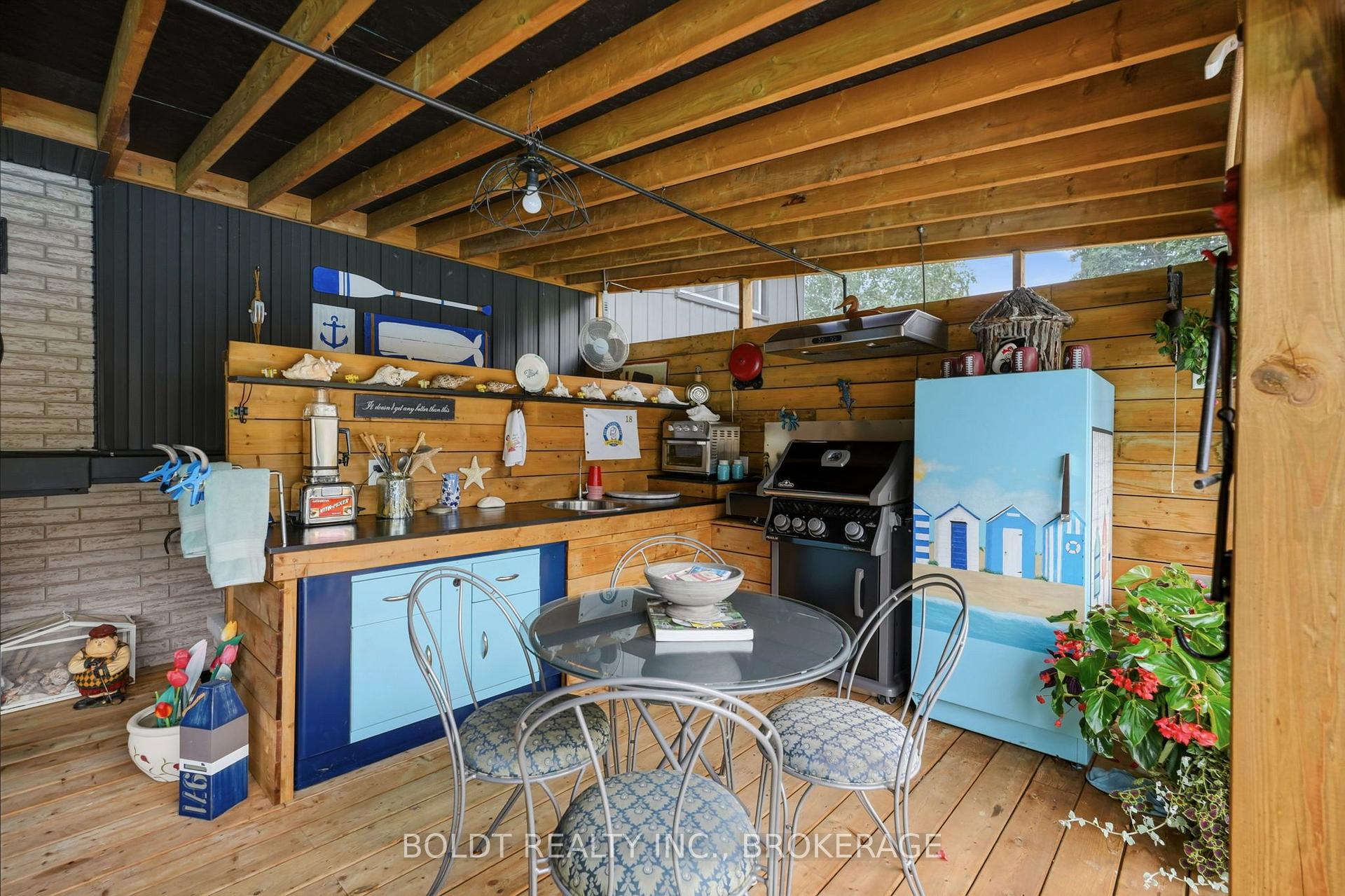 Photo 39 of 18 Prince Charles Drive, St. Catharines, Lakeport — HOMEH