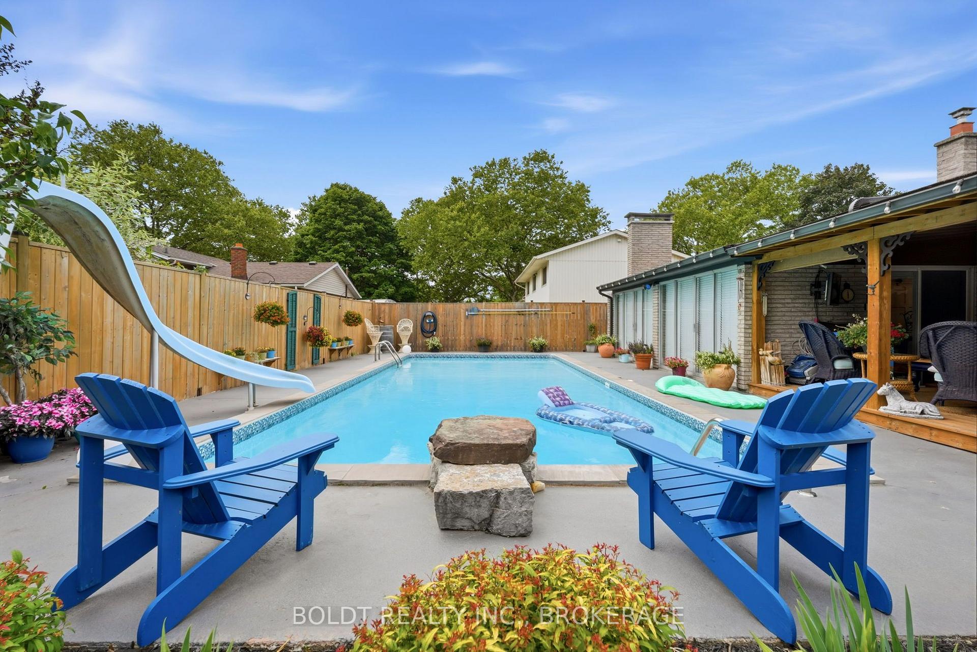 Photo 41 of 18 Prince Charles Drive, St. Catharines, Lakeport — HOMEH