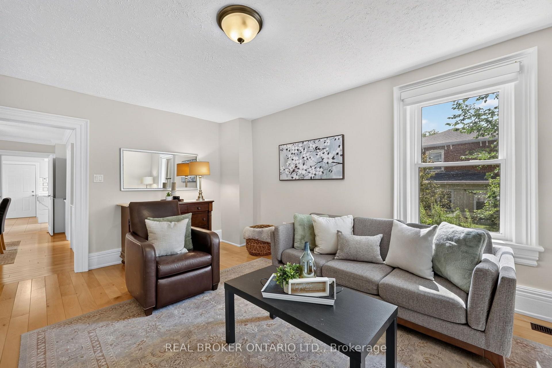 Photo 3 of 5631 Mount Albert Road, East Gwillimbury, Mt Albert — HOMEH