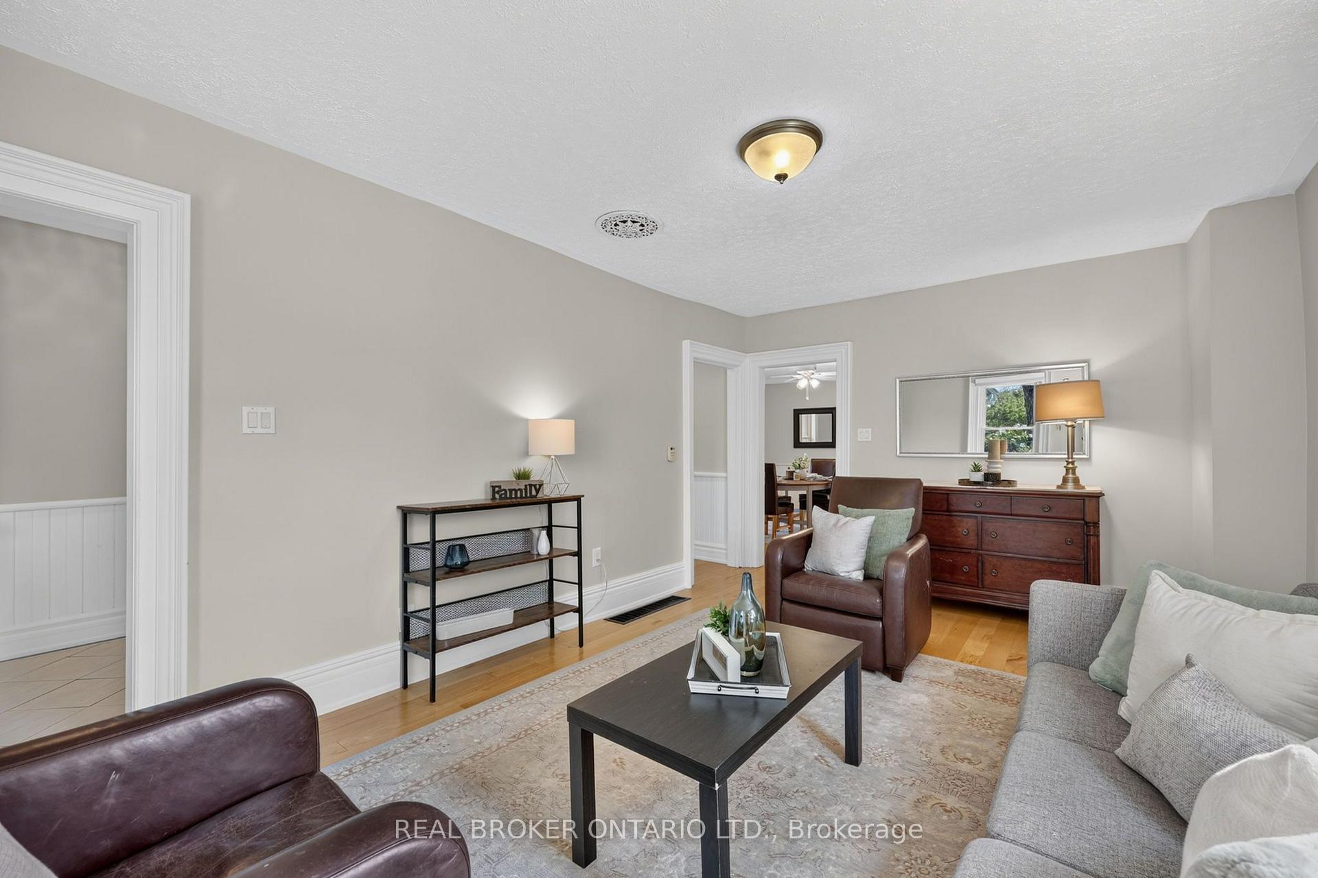 Photo 5 of 5631 Mount Albert Road, East Gwillimbury, Mt Albert — HOMEH