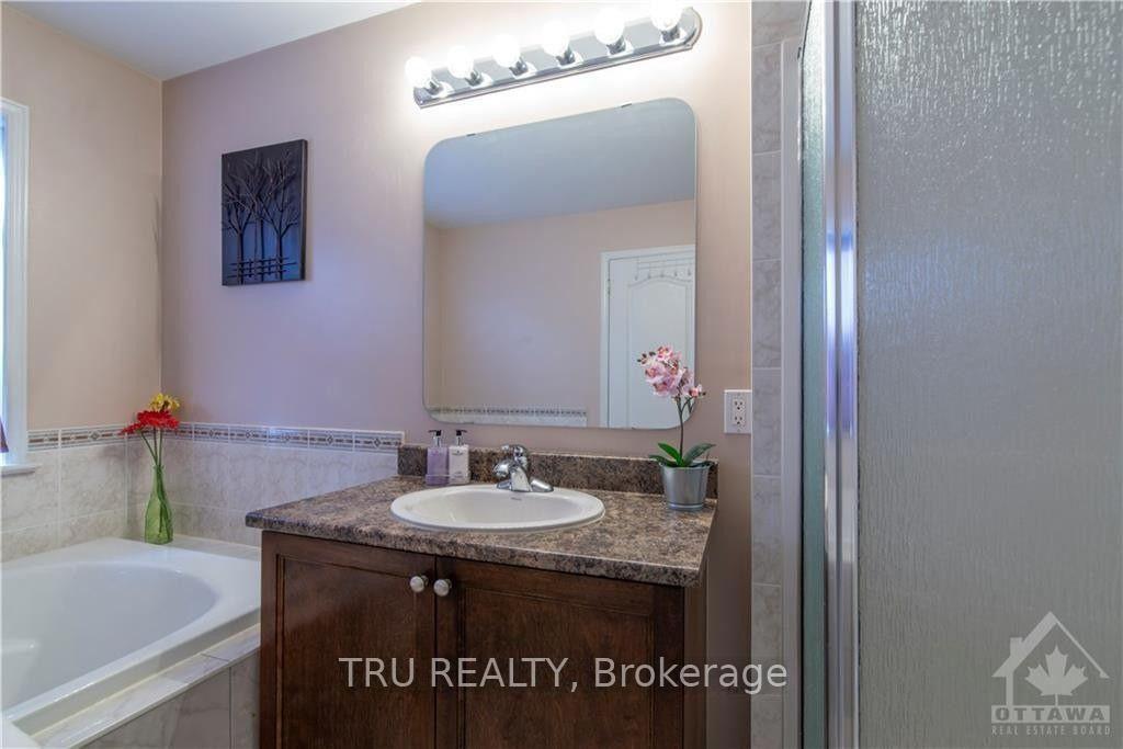 Photo 19 of 228 Berrigan Drive, Ottawa, Barrhaven - Longfields — HOMEH