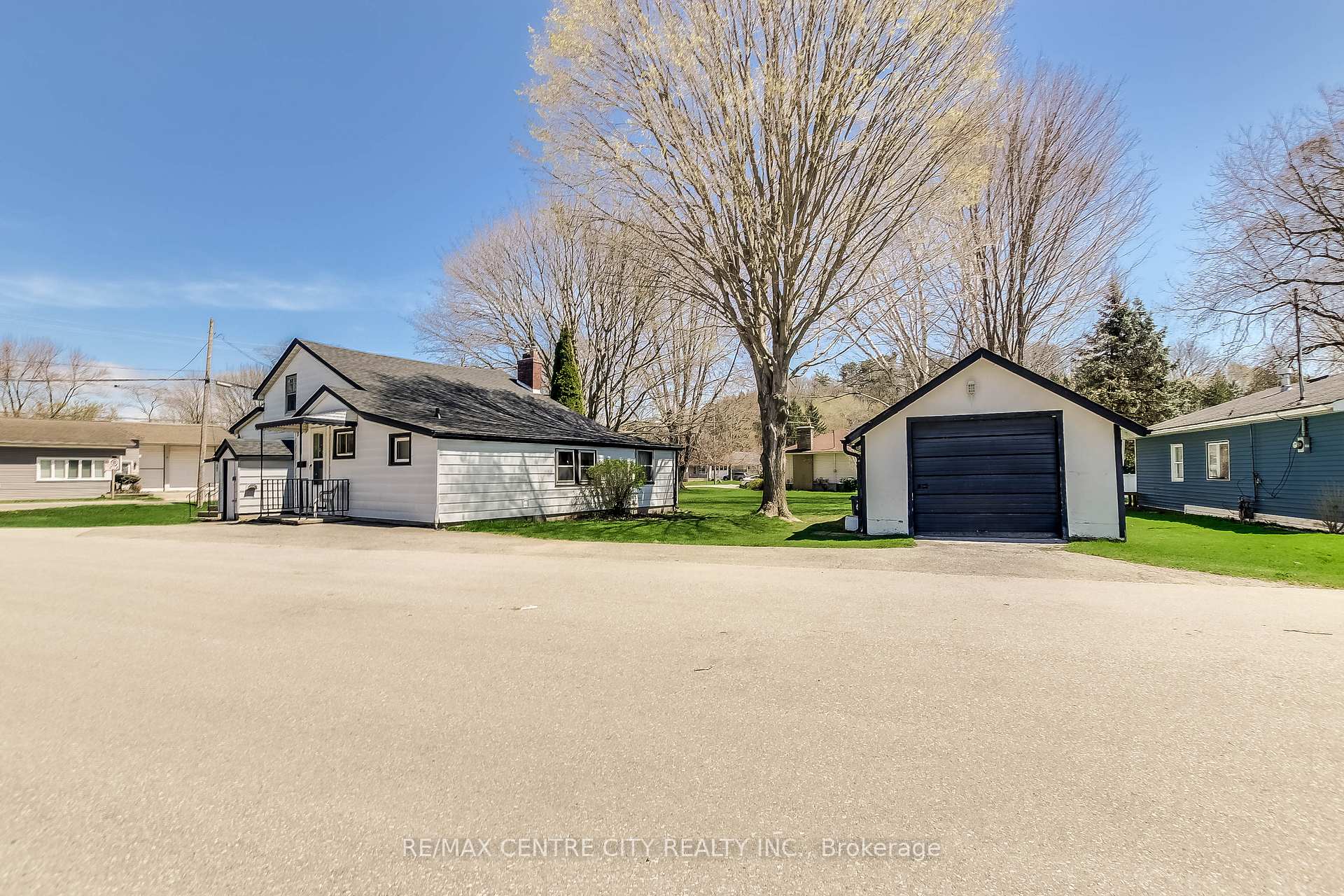 Photo 2 of 358 Warren Street, Central Elgin, Port Stanley — HOMEH