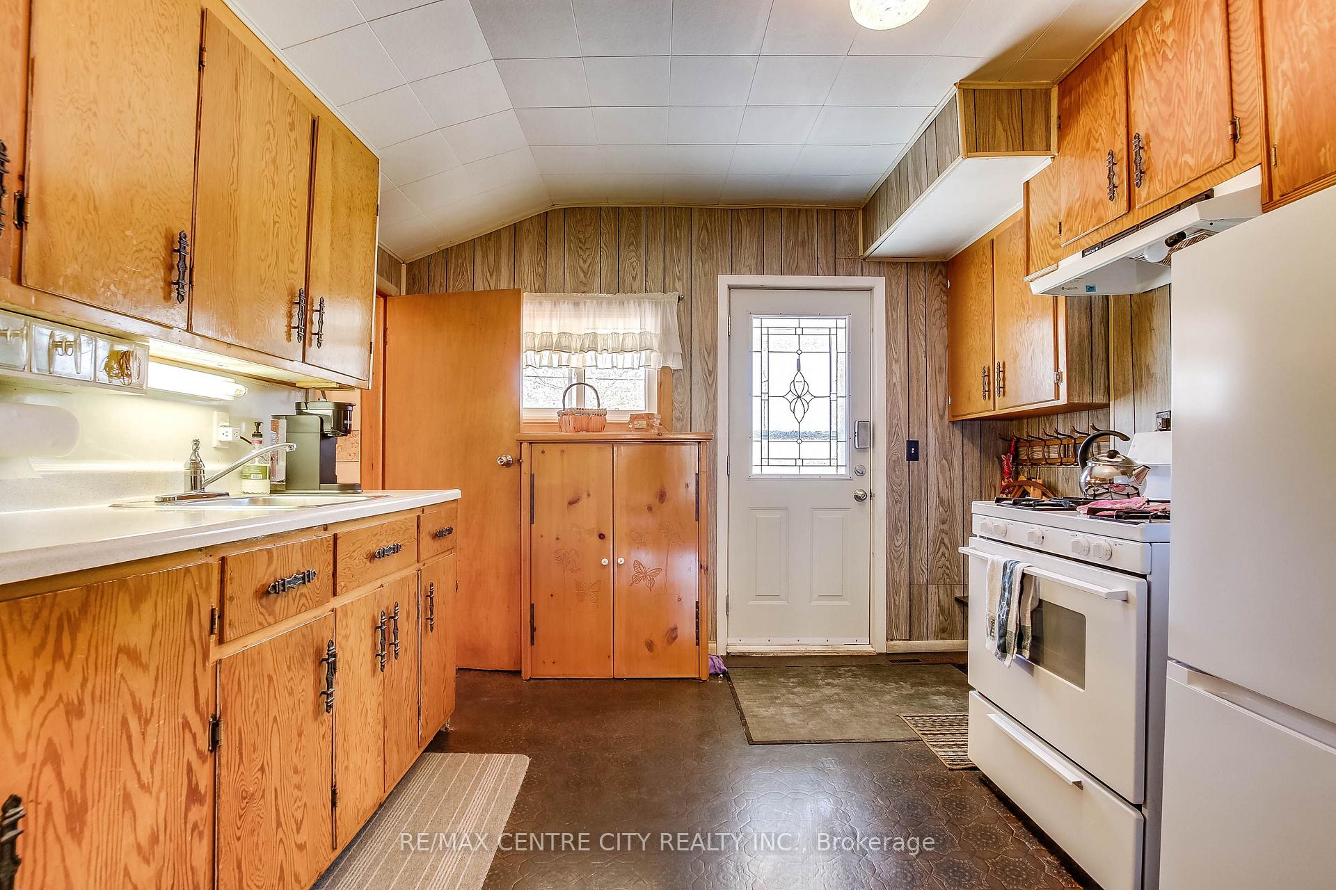 Photo 4 of 358 Warren Street, Central Elgin, Port Stanley — HOMEH