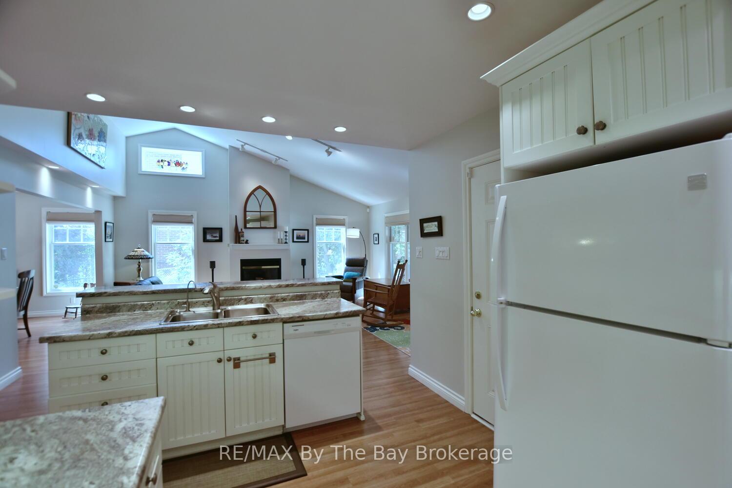Photo 17 of 1327 River Road E, Wasaga Beach — HOMEH