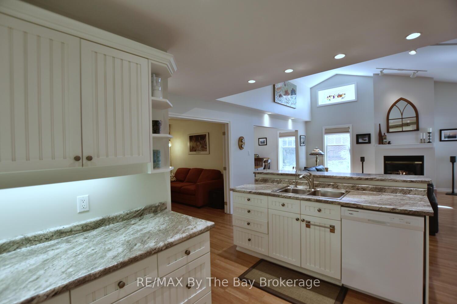 Photo 18 of 1327 River Road E, Wasaga Beach — HOMEH