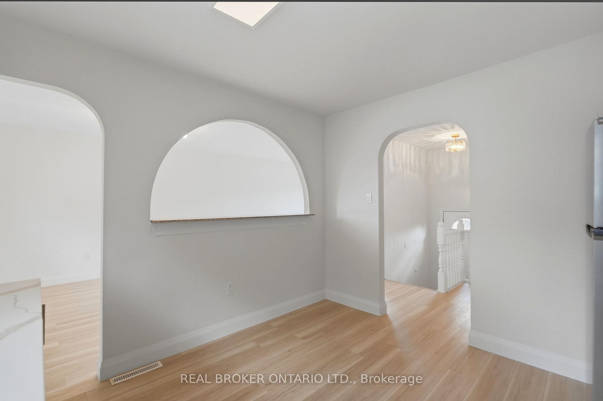 Photo 18 of 3 Prideaux Street, Hamilton, Stoney Creek Mountain — HOMEH