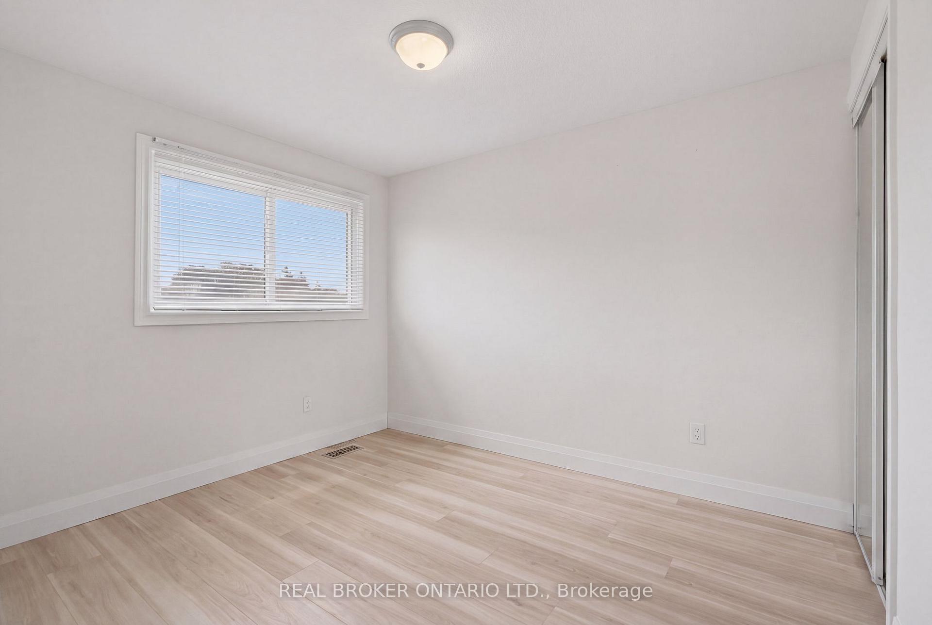 Photo 21 of 3 Prideaux Street, Hamilton, Stoney Creek Mountain — HOMEH