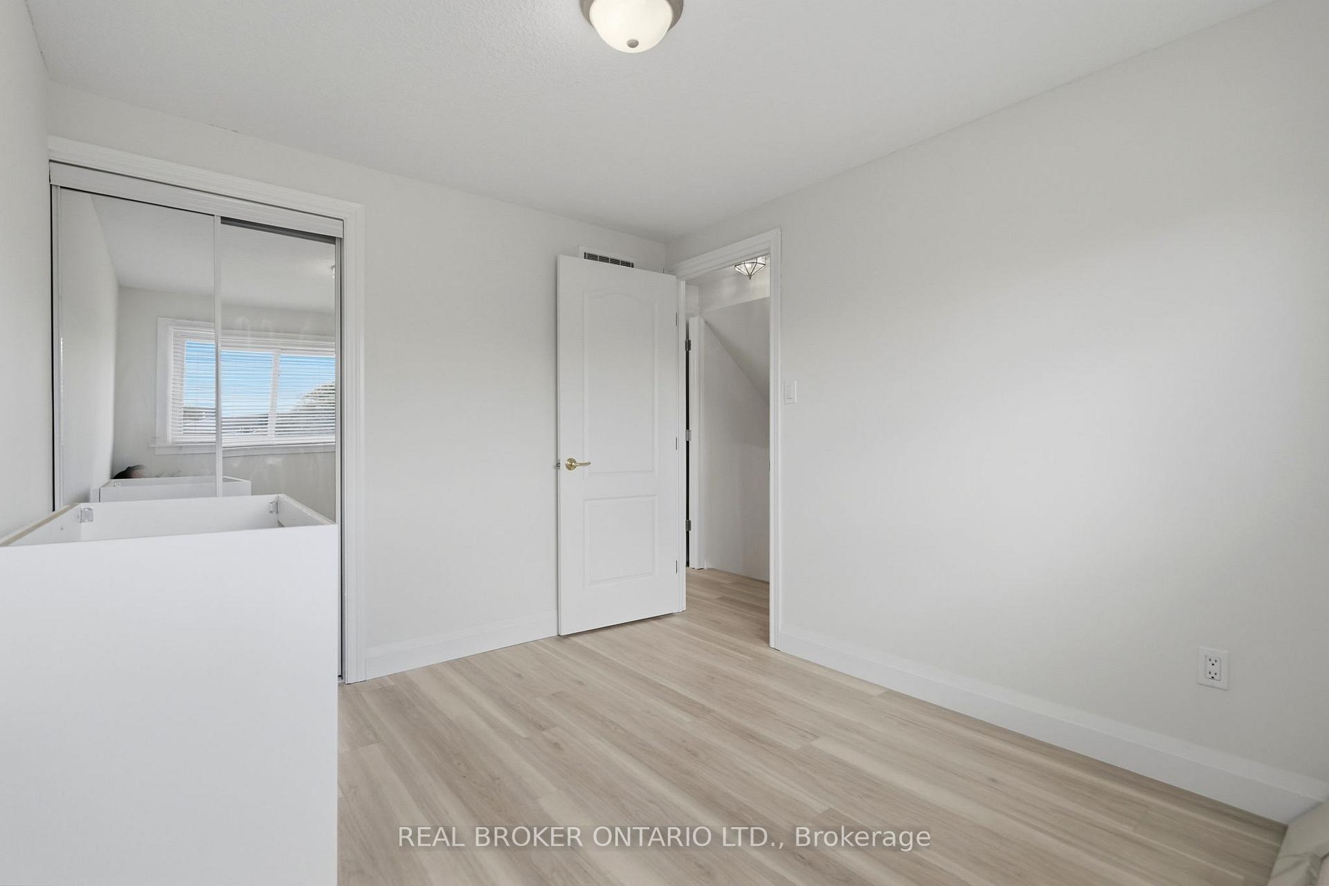 Photo 22 of 3 Prideaux Street, Hamilton, Stoney Creek Mountain — HOMEH