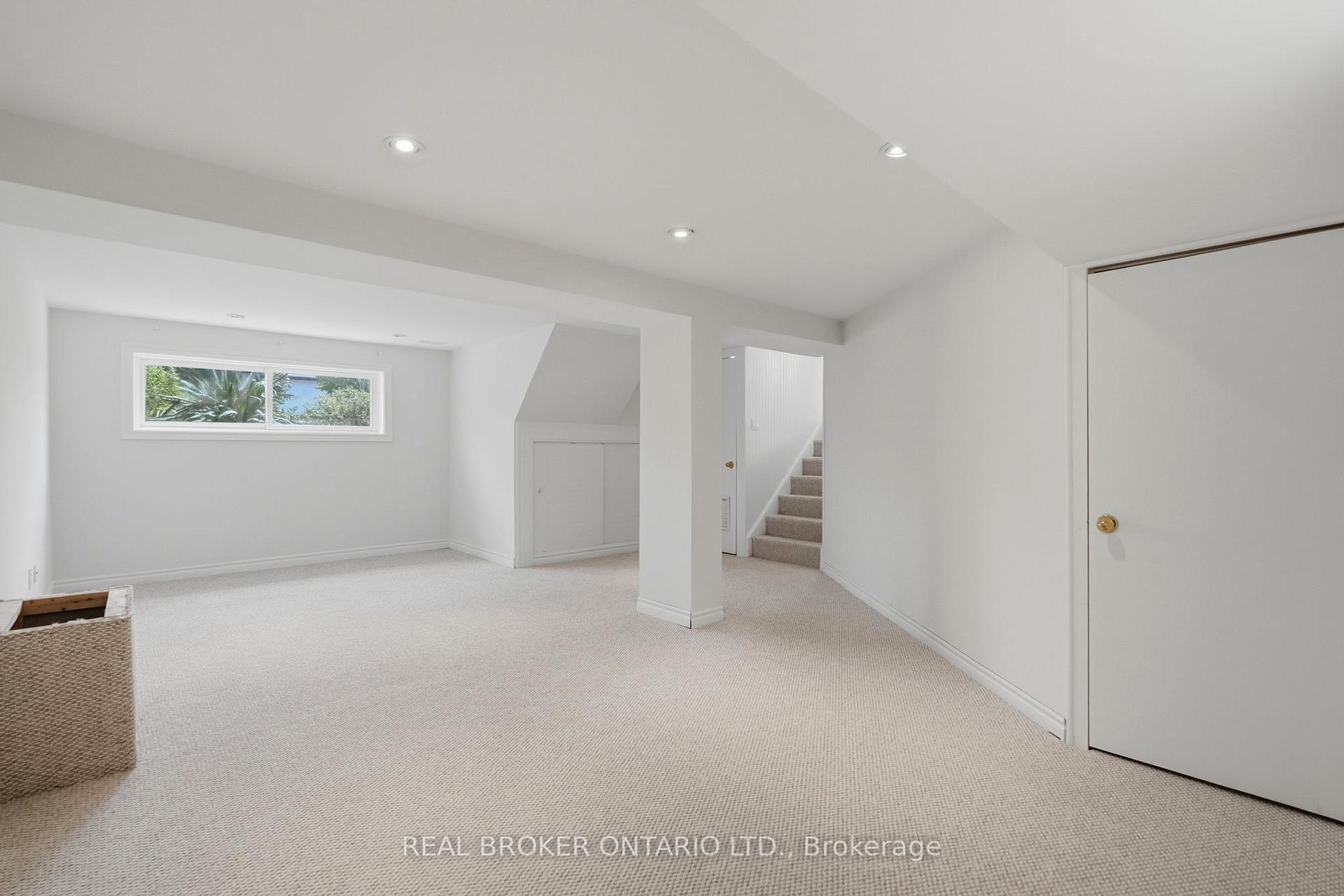 Photo 38 of 3 Prideaux Street, Hamilton, Stoney Creek Mountain — HOMEH