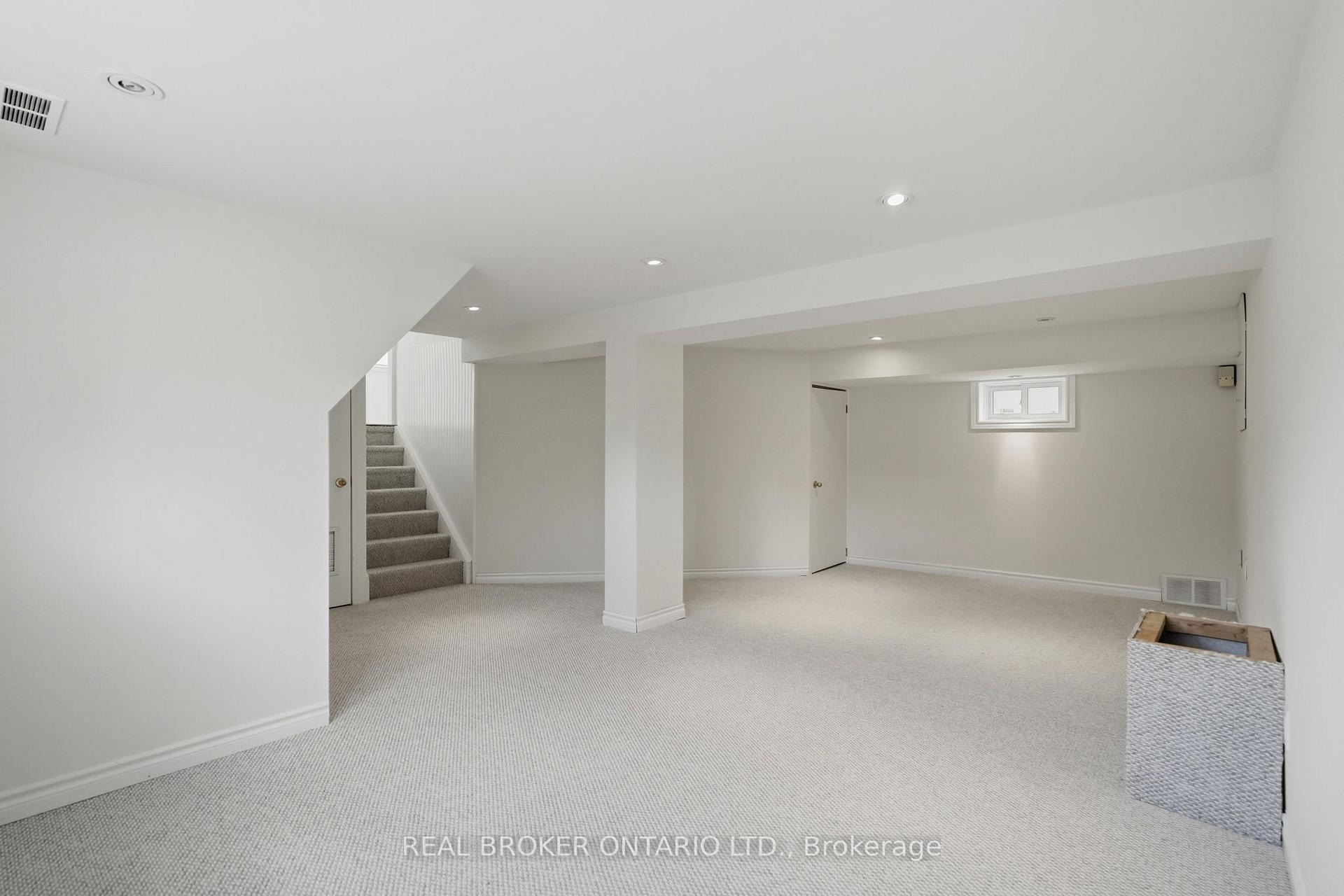 Photo 40 of 3 Prideaux Street, Hamilton, Stoney Creek Mountain — HOMEH